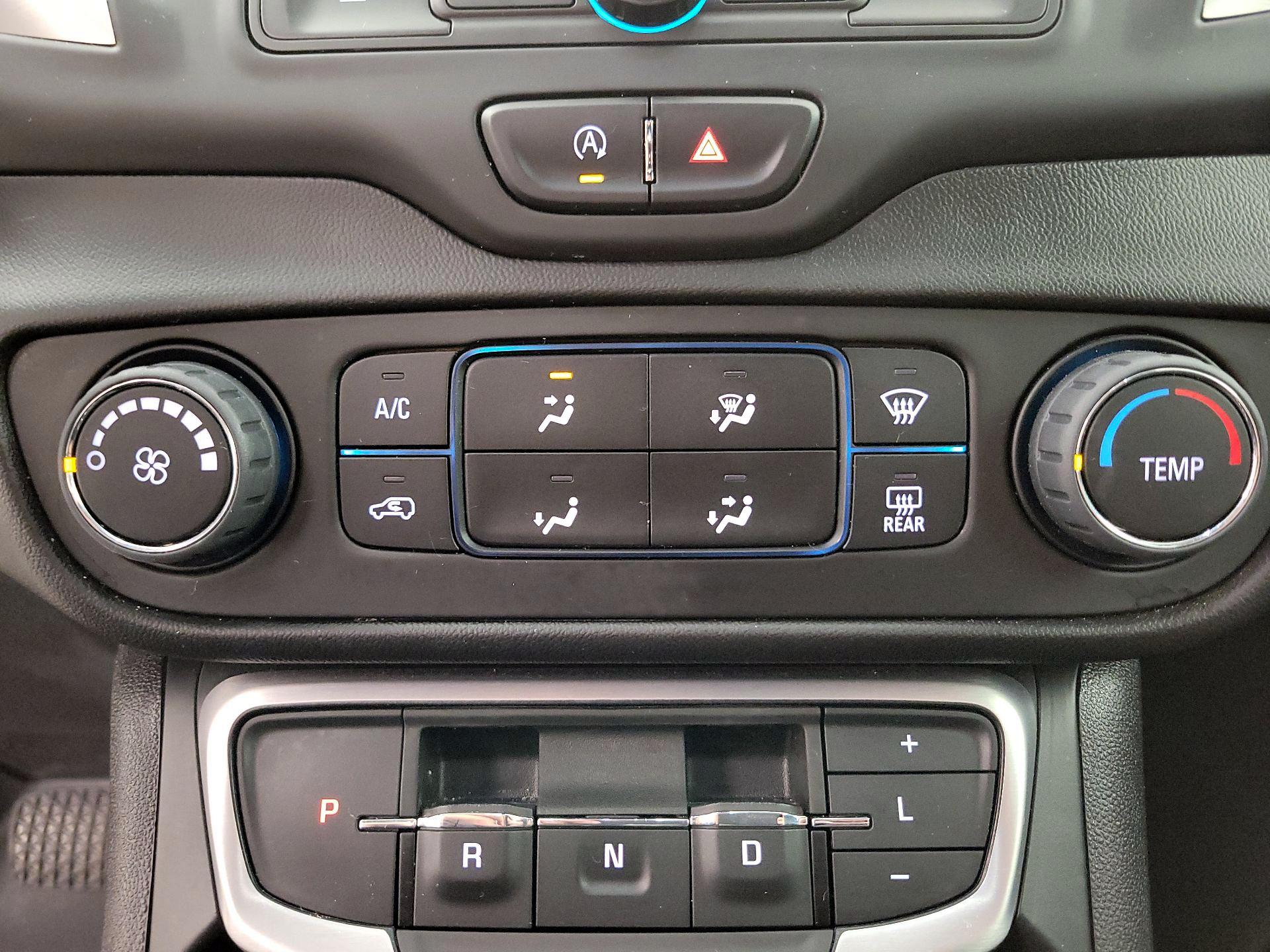 Thumbnail: 2022 GMC Terrain - 16