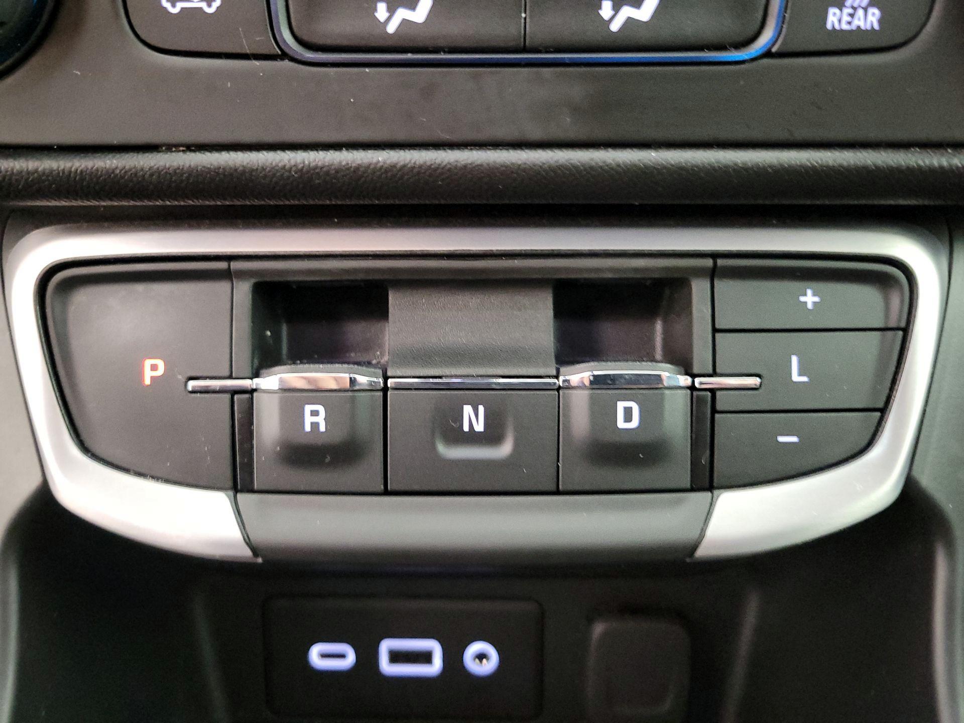 Thumbnail: 2022 GMC Terrain - 17