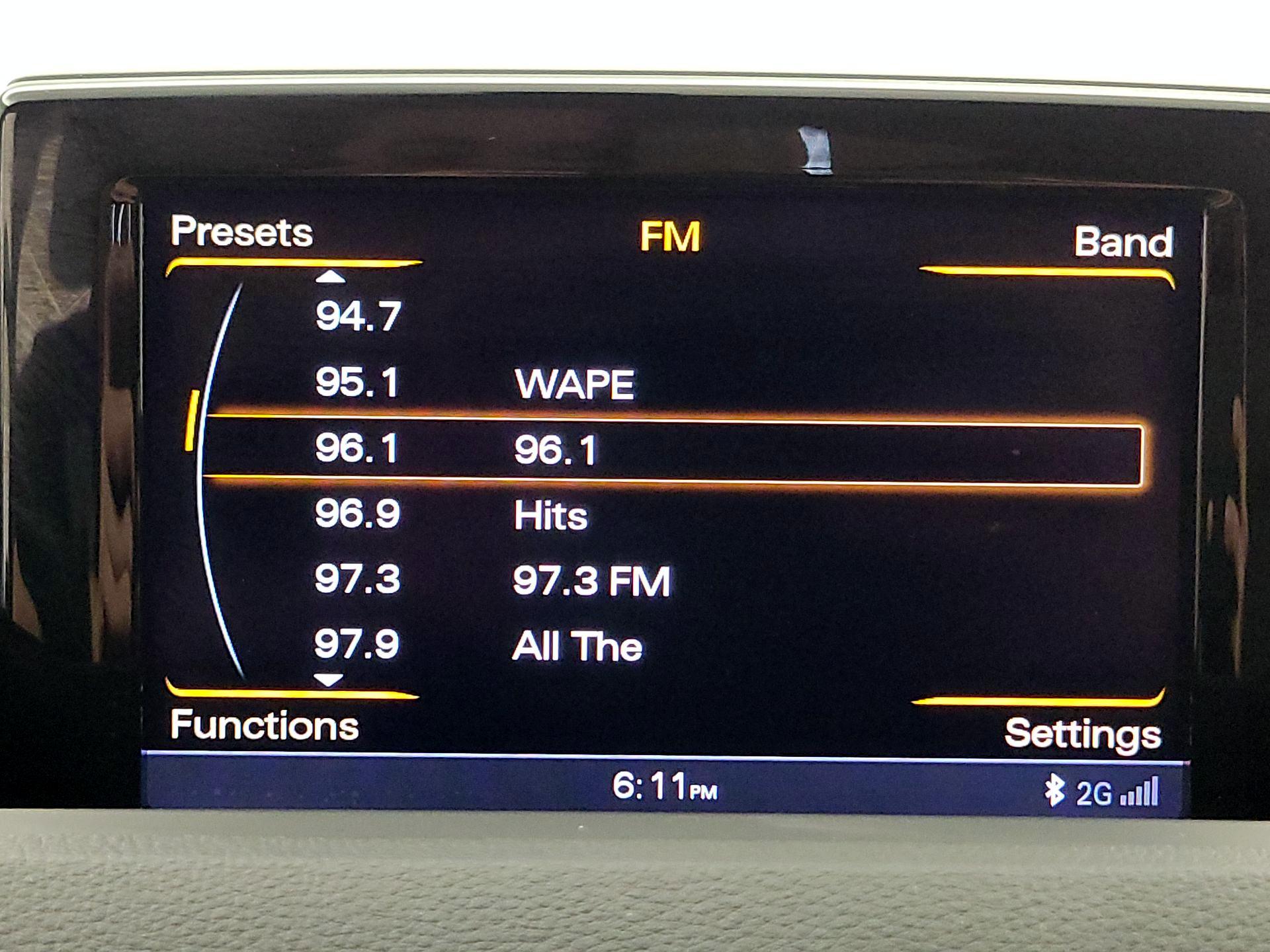 Thumbnail: 2016 Audi Q3 - 16