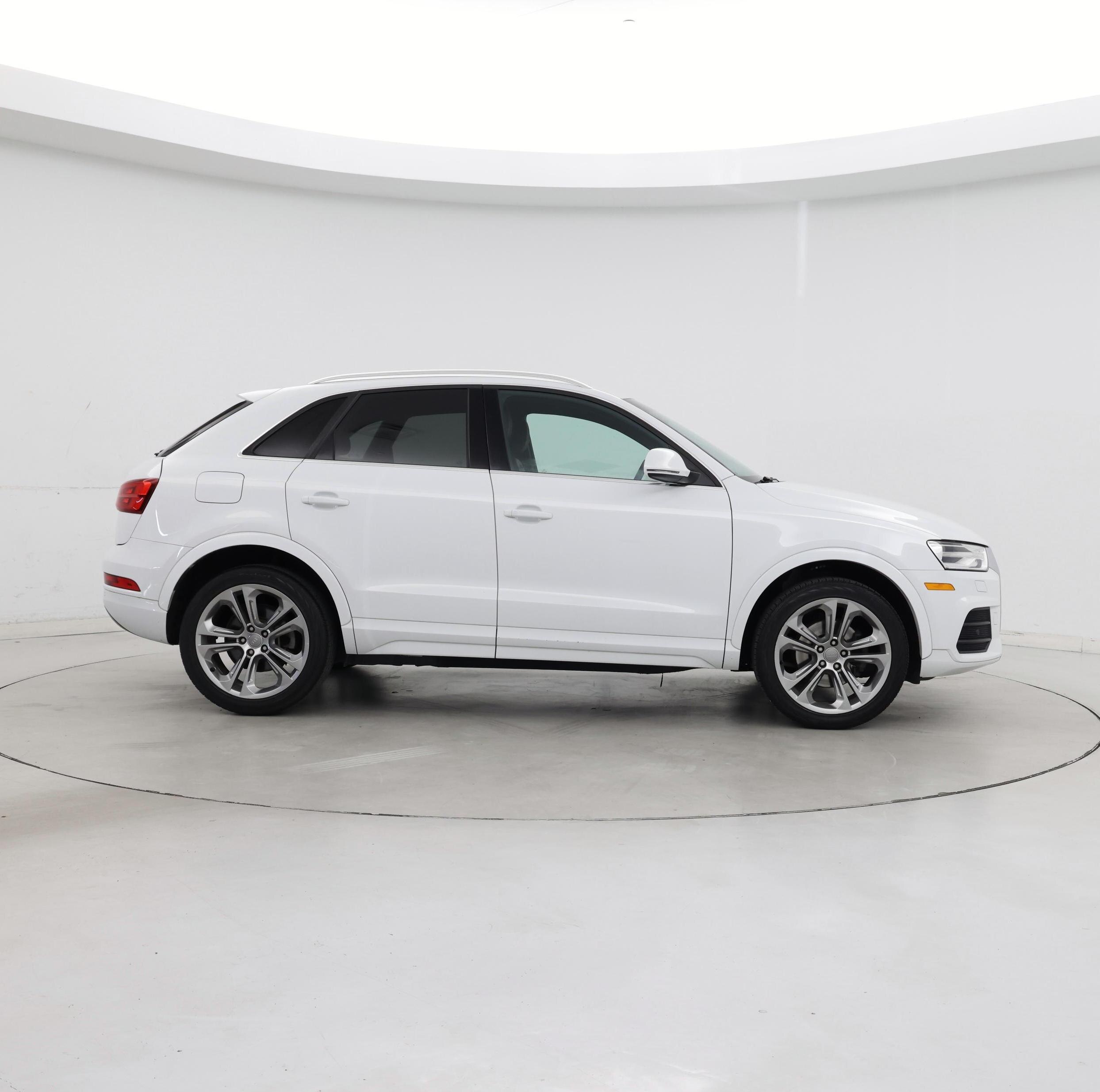 Thumbnail: 2016 Audi Q3 - 7