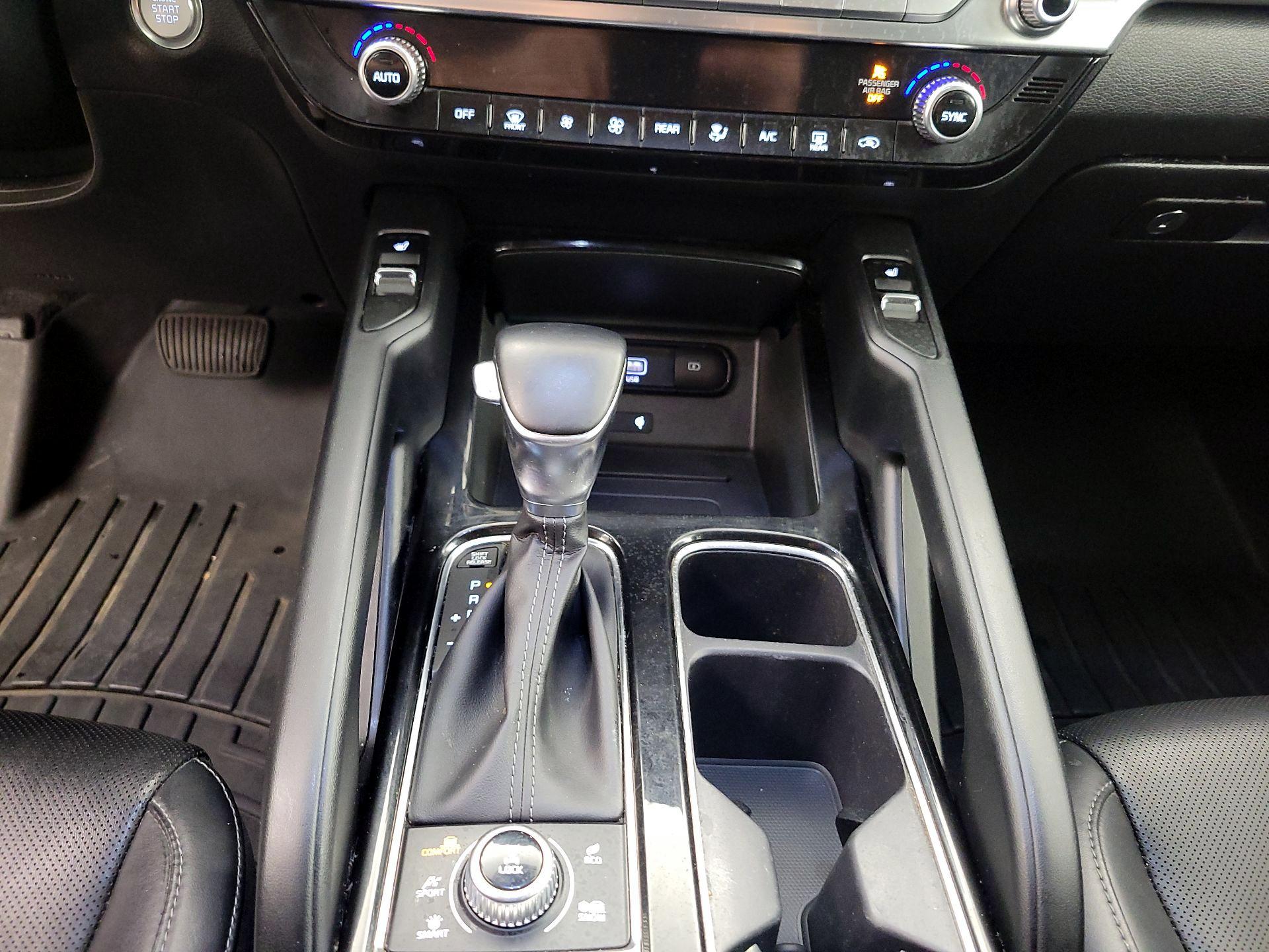 Thumbnail: 2022 Kia Telluride - 18