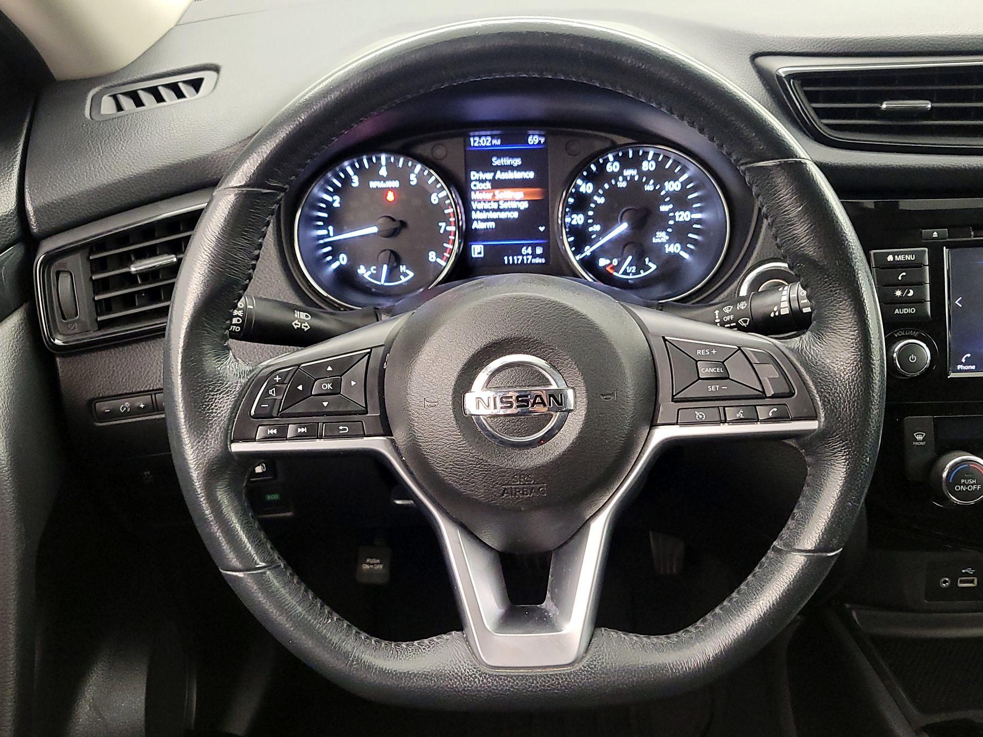 Thumbnail: 2018 Nissan Rogue - 10