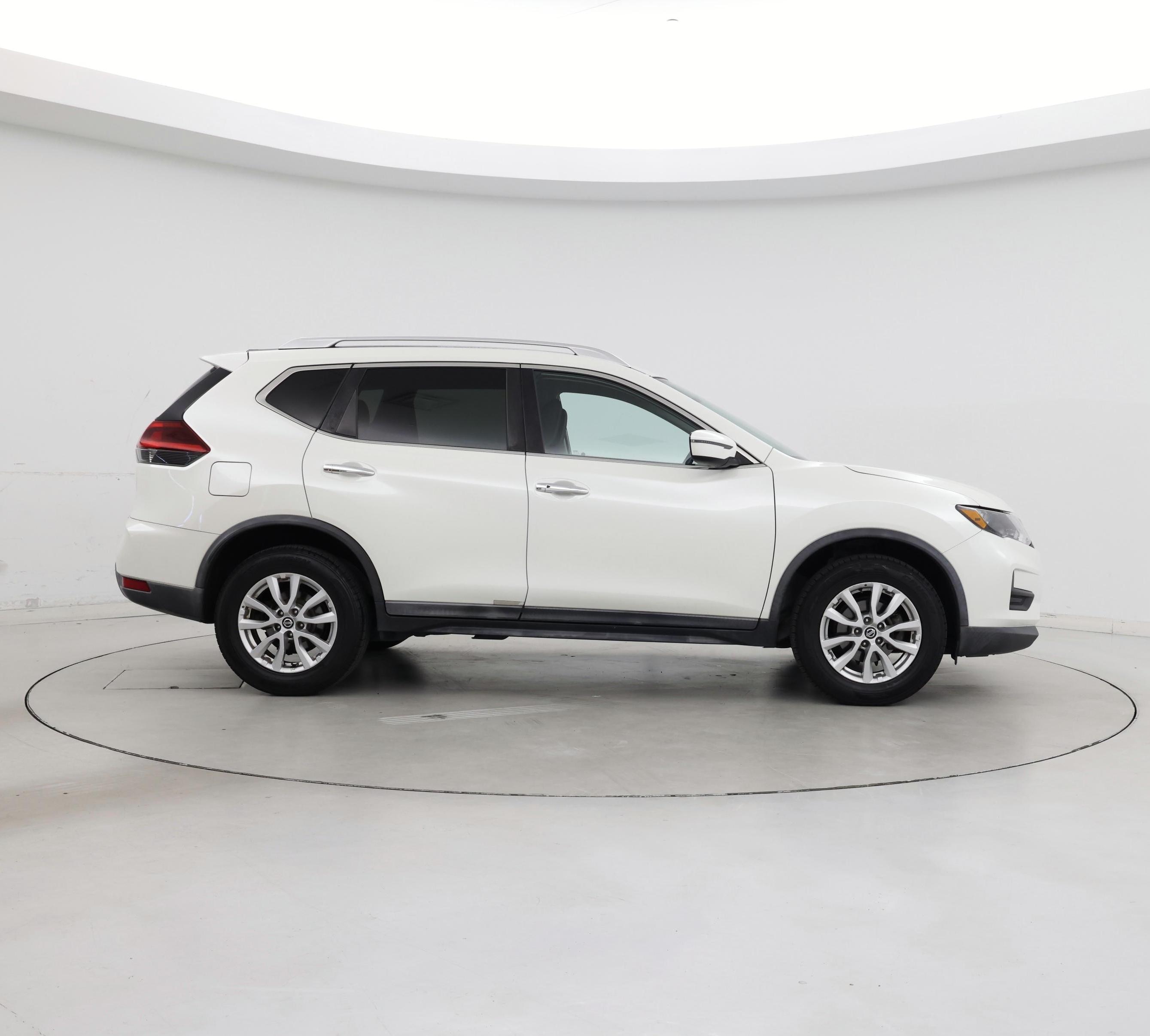 Thumbnail: 2018 Nissan Rogue - 7