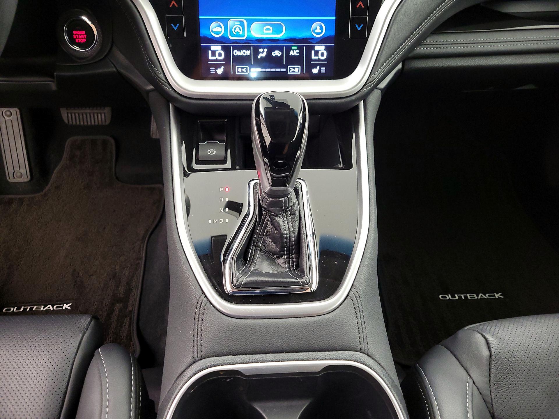 Thumbnail: 2022 Subaru Outback - 17