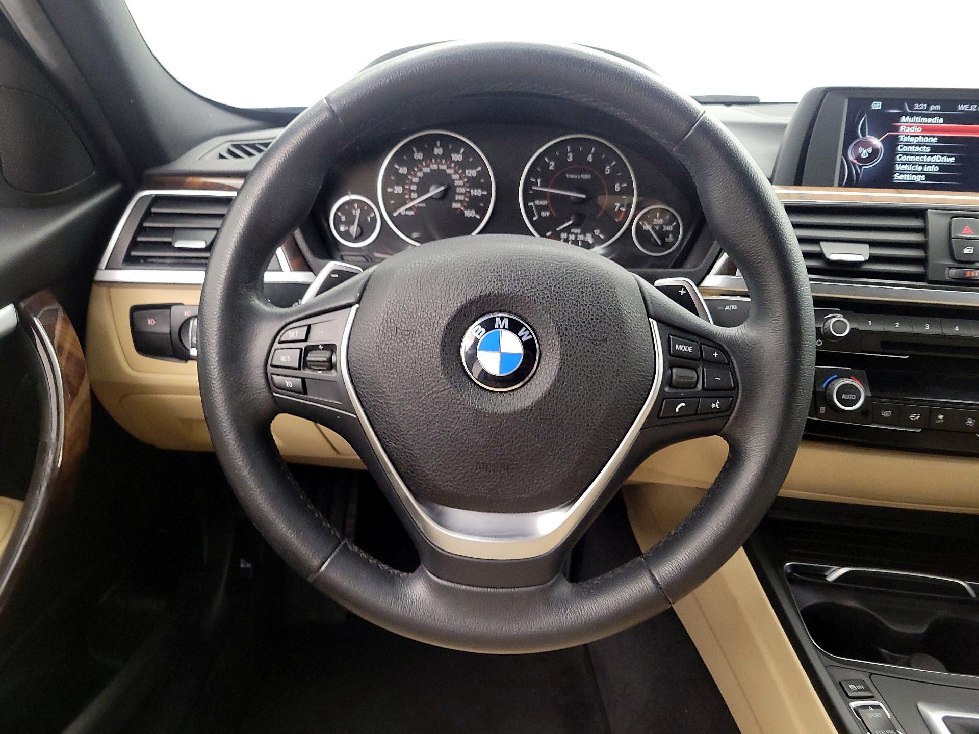 Thumbnail: 2017 BMW 3 Series - 10