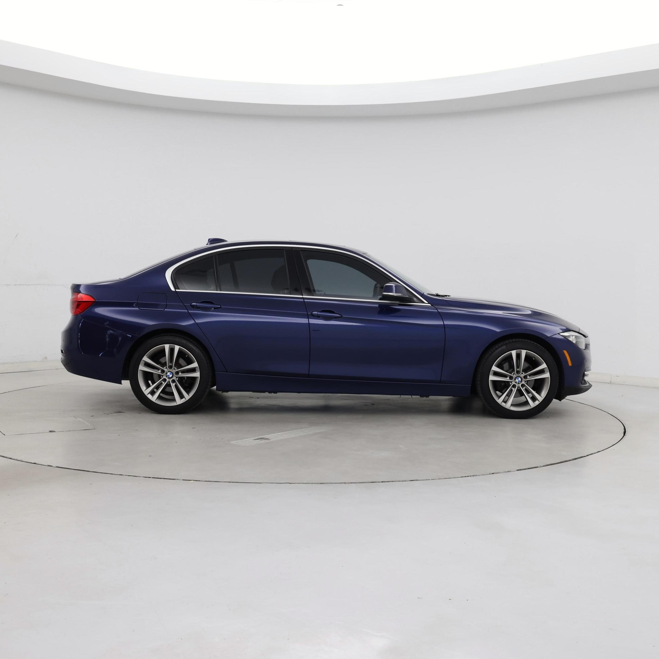Thumbnail: 2017 BMW 3 Series - 7