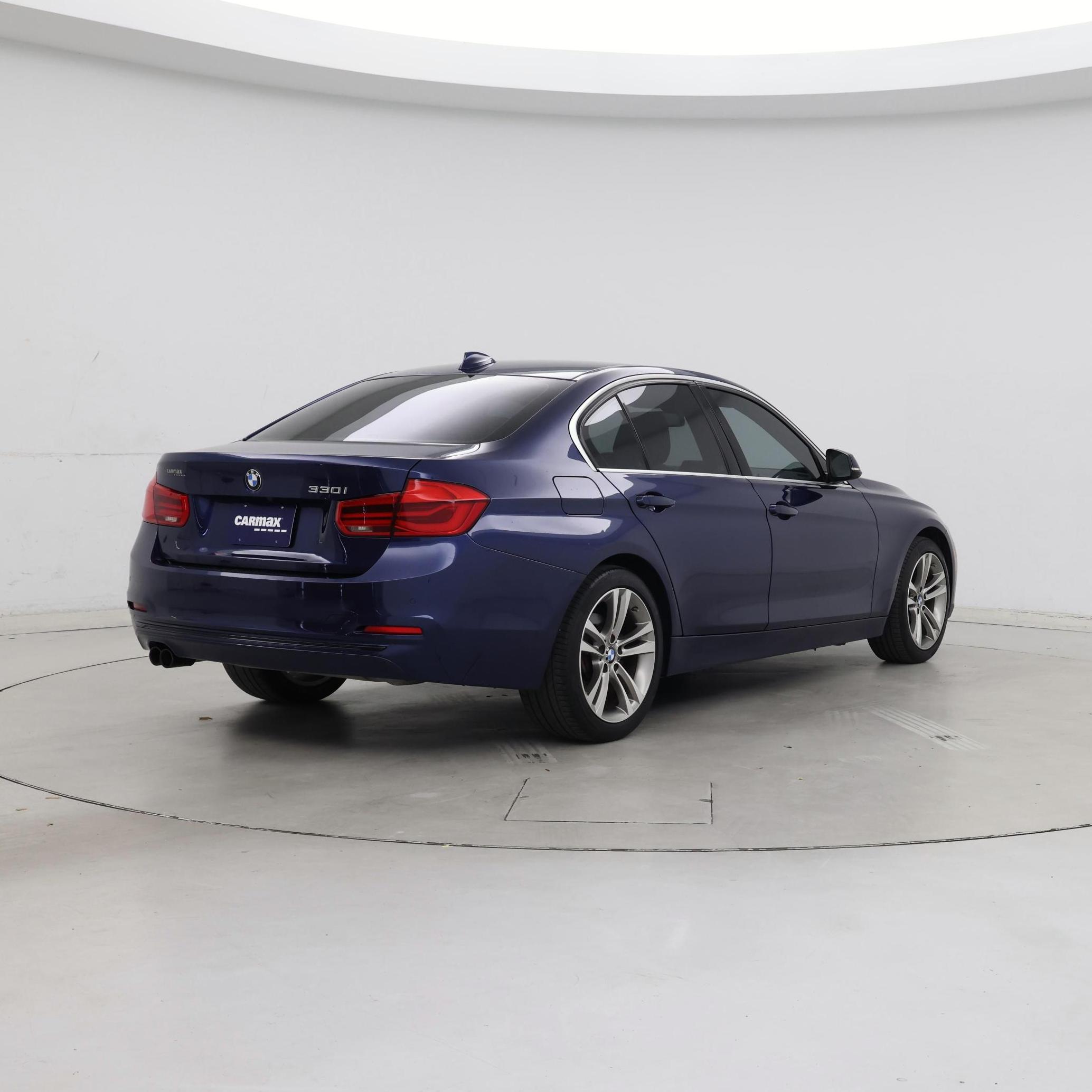 Thumbnail: 2017 BMW 3 Series - 8