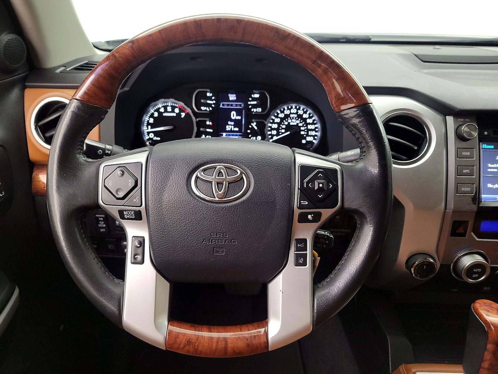 2018 Toyota Tundra 1794 Edition - Photo 11