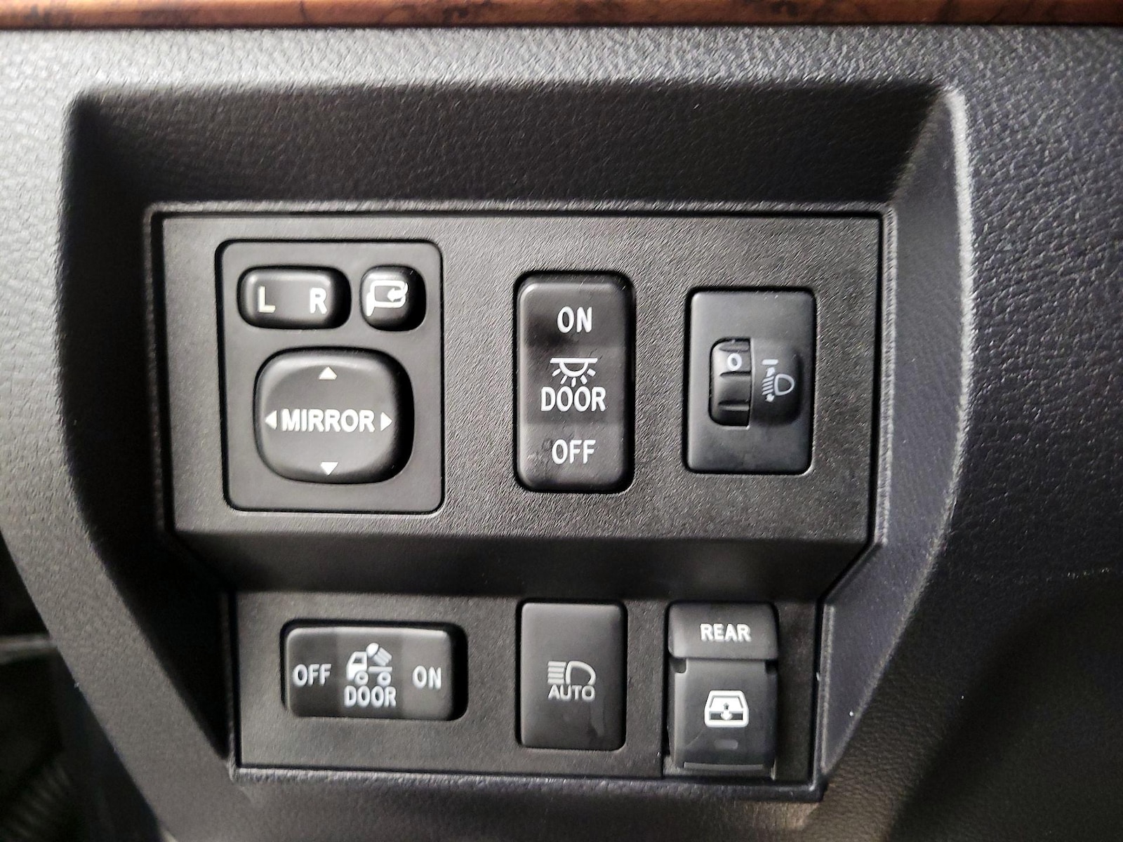 2018 Toyota Tundra 1794 Edition - Photo 14