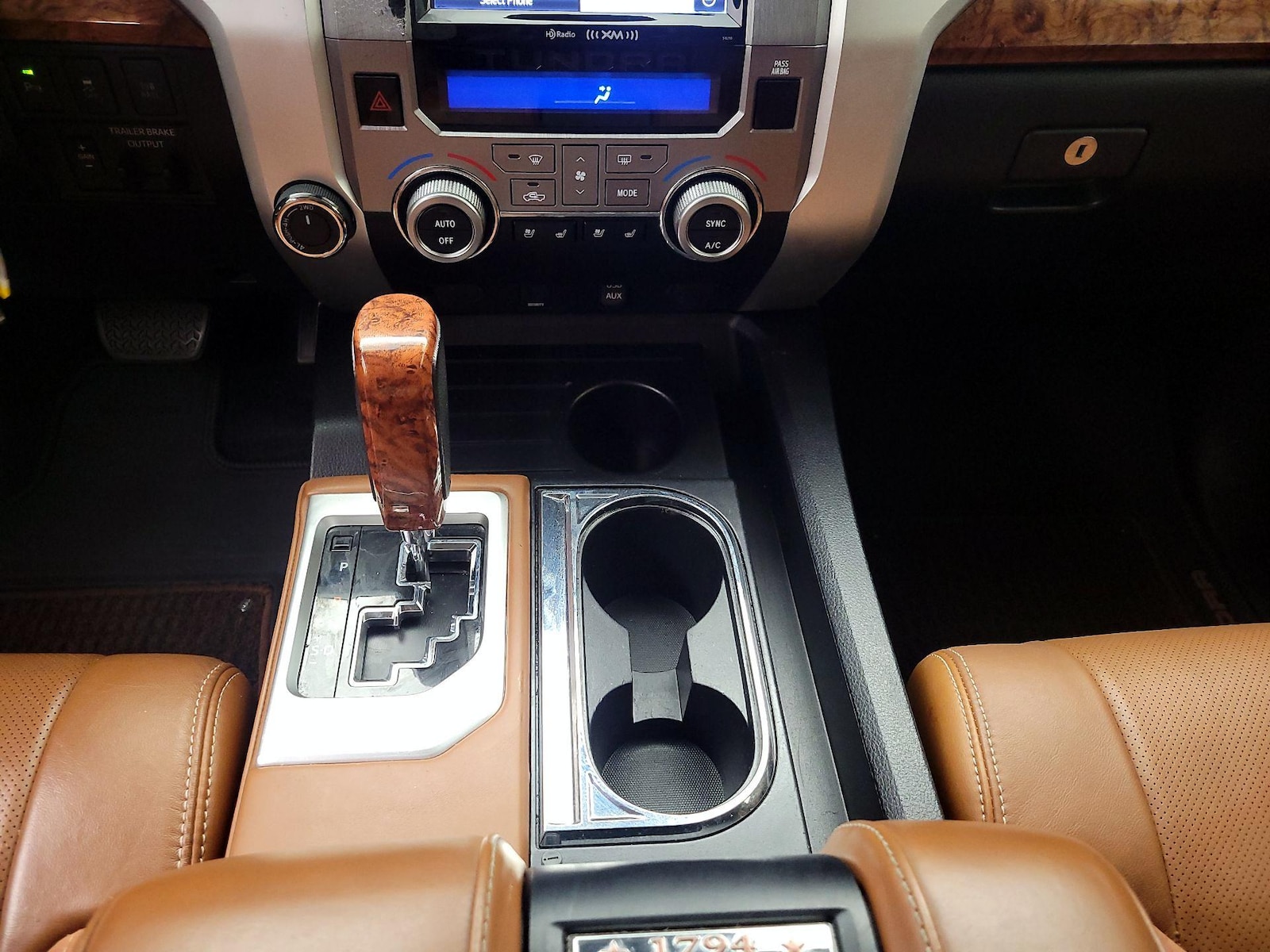 2018 Toyota Tundra 1794 Edition - Photo 19