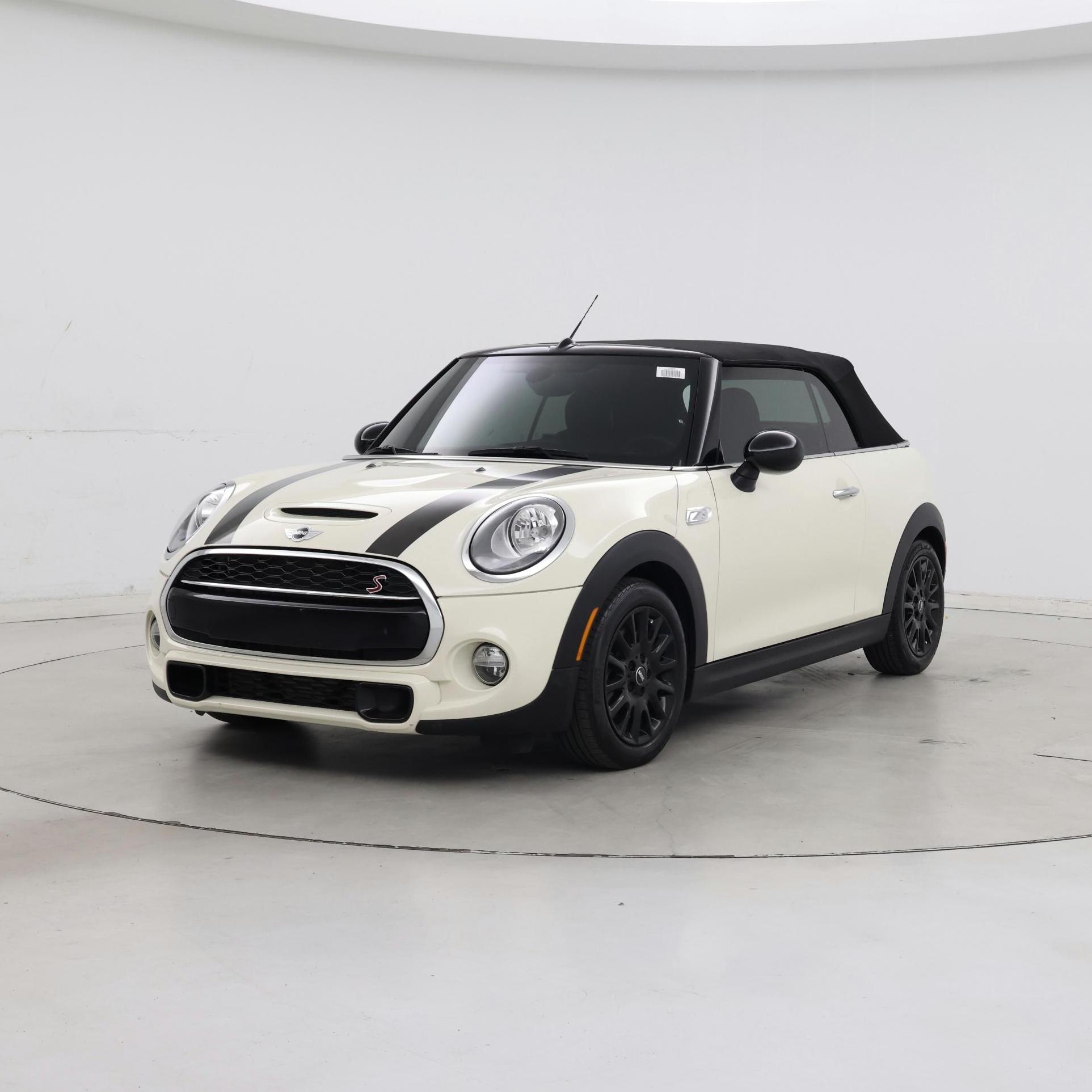 Thumbnail: 2017 MINI Cooper - 4