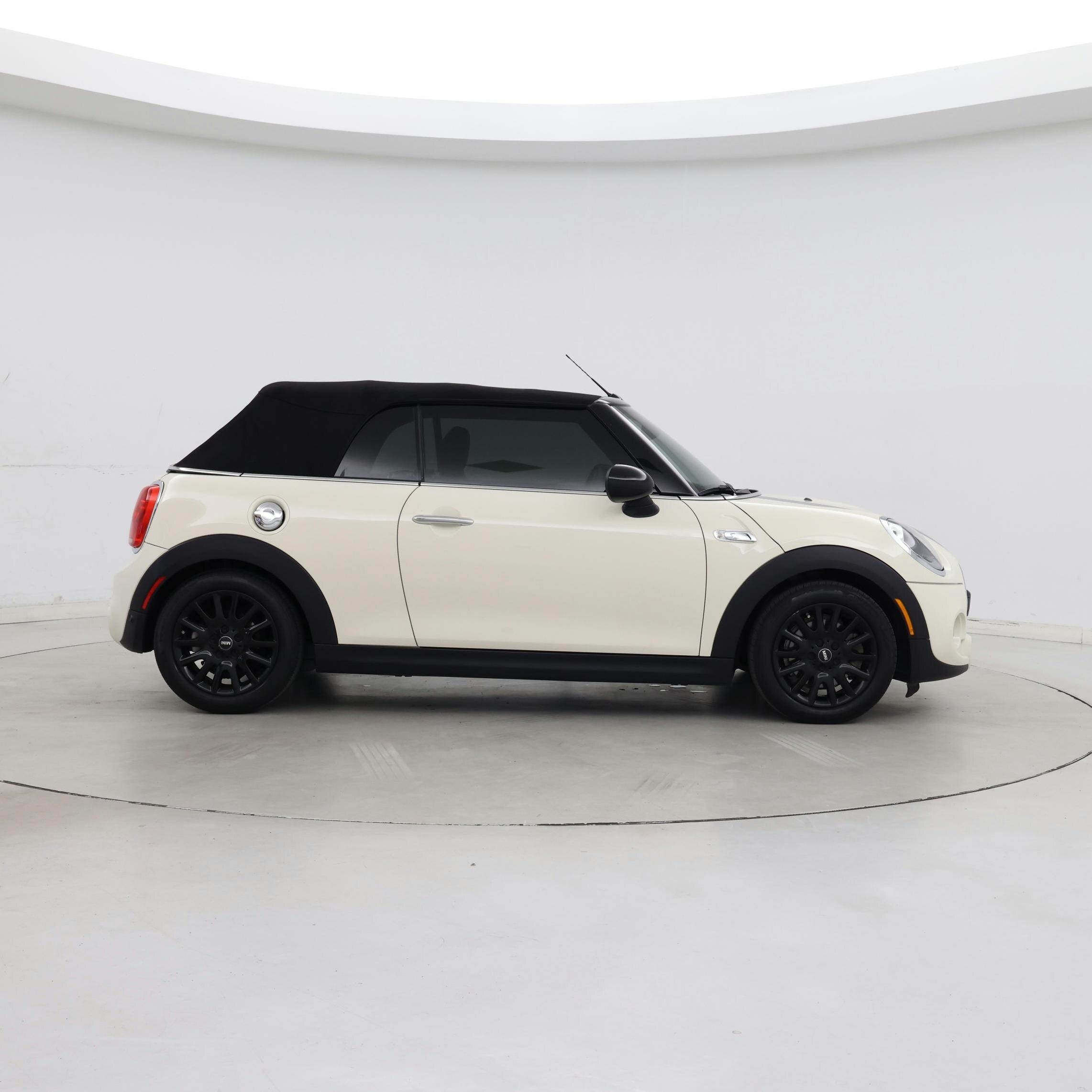Thumbnail: 2017 MINI Cooper - 7