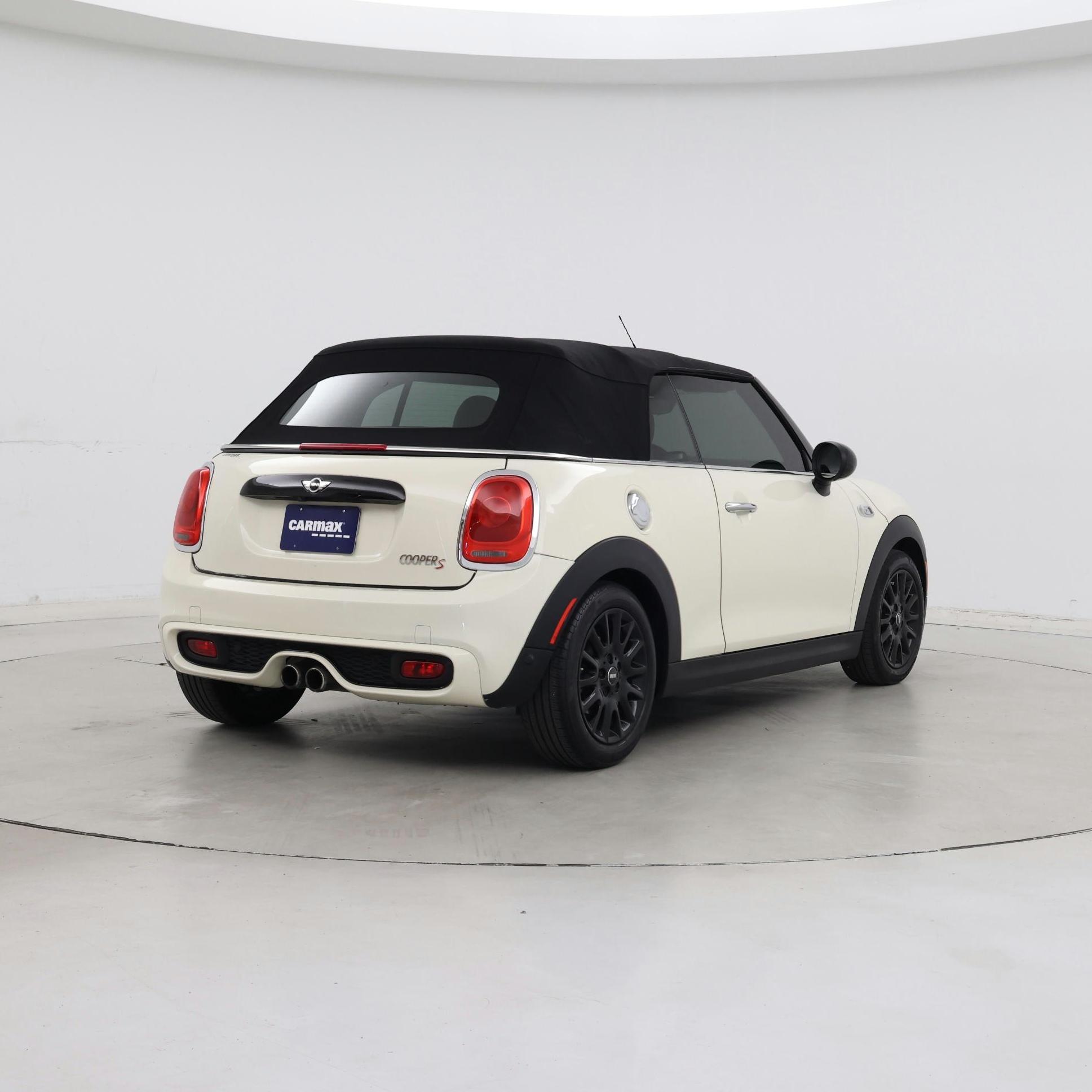 Thumbnail: 2017 MINI Cooper - 8