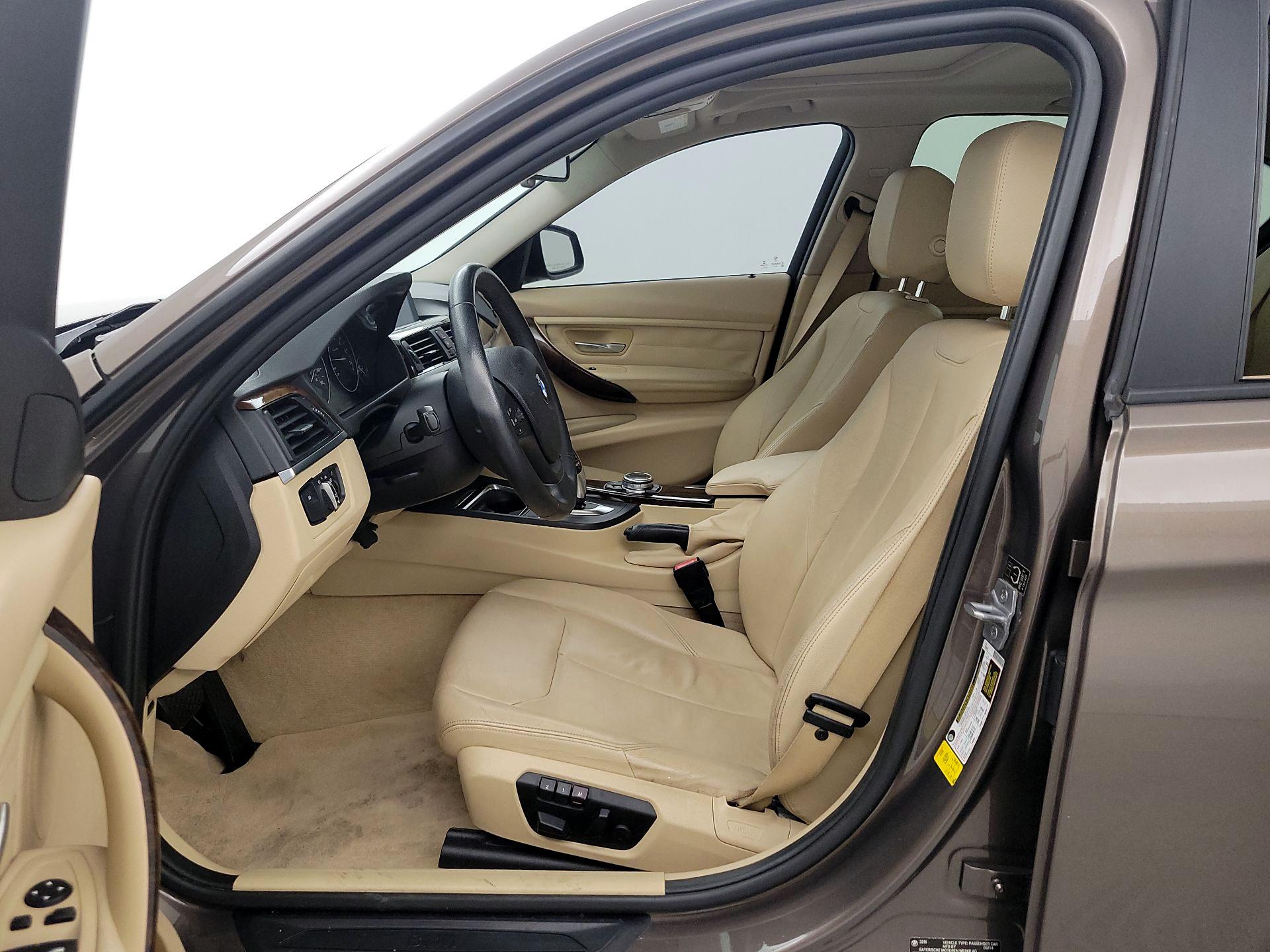 Thumbnail: 2014 BMW 3 Series - 11