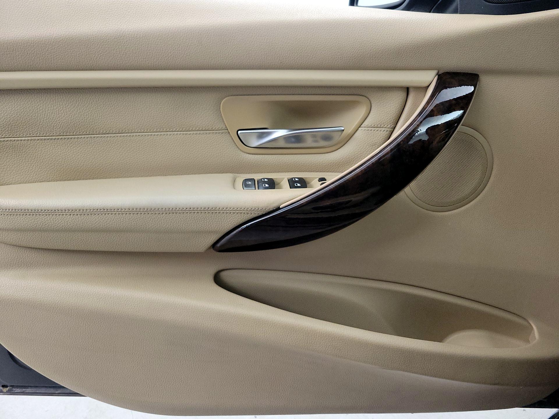 Thumbnail: 2014 BMW 3 Series - 12