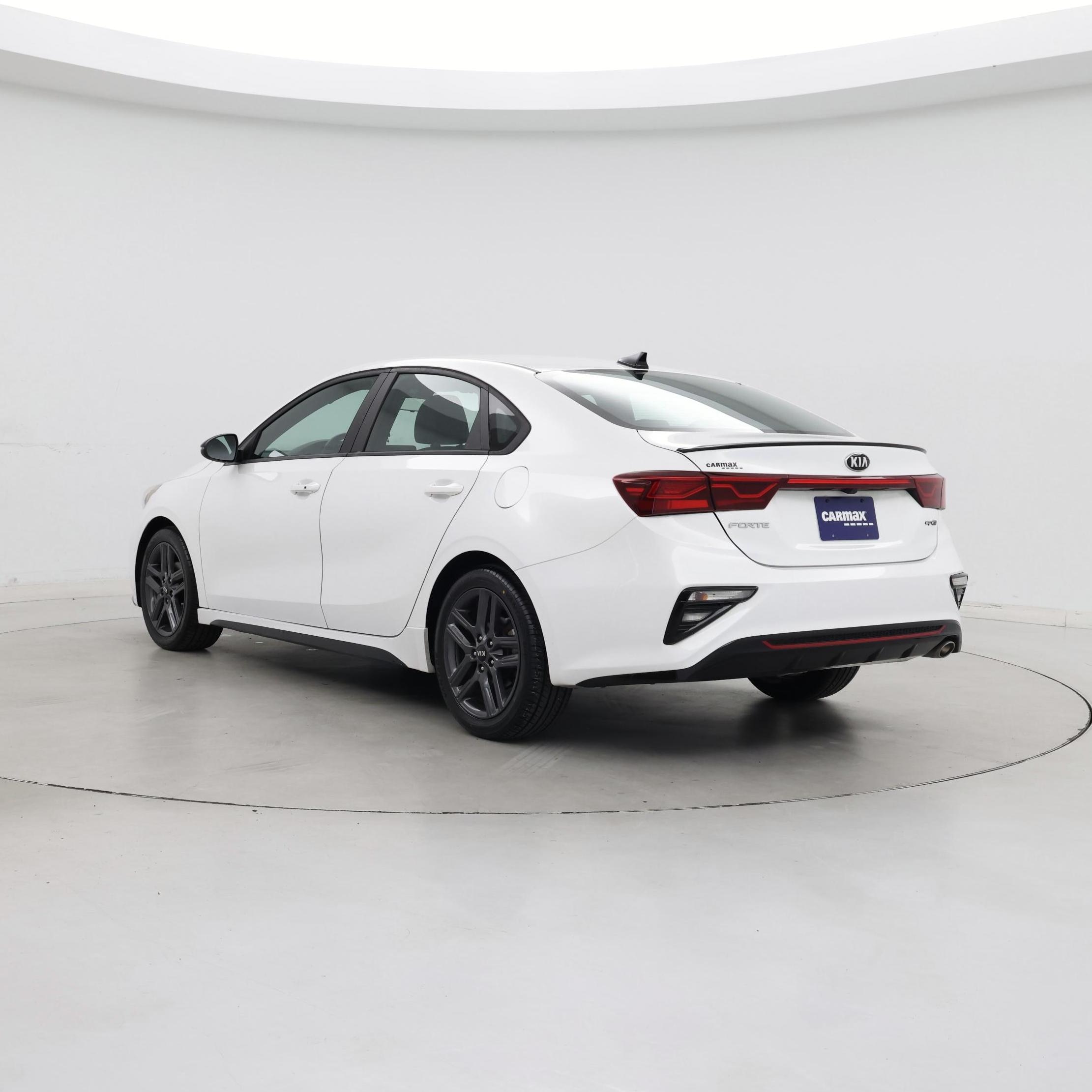 Thumbnail: 2021 Kia Forte - 2