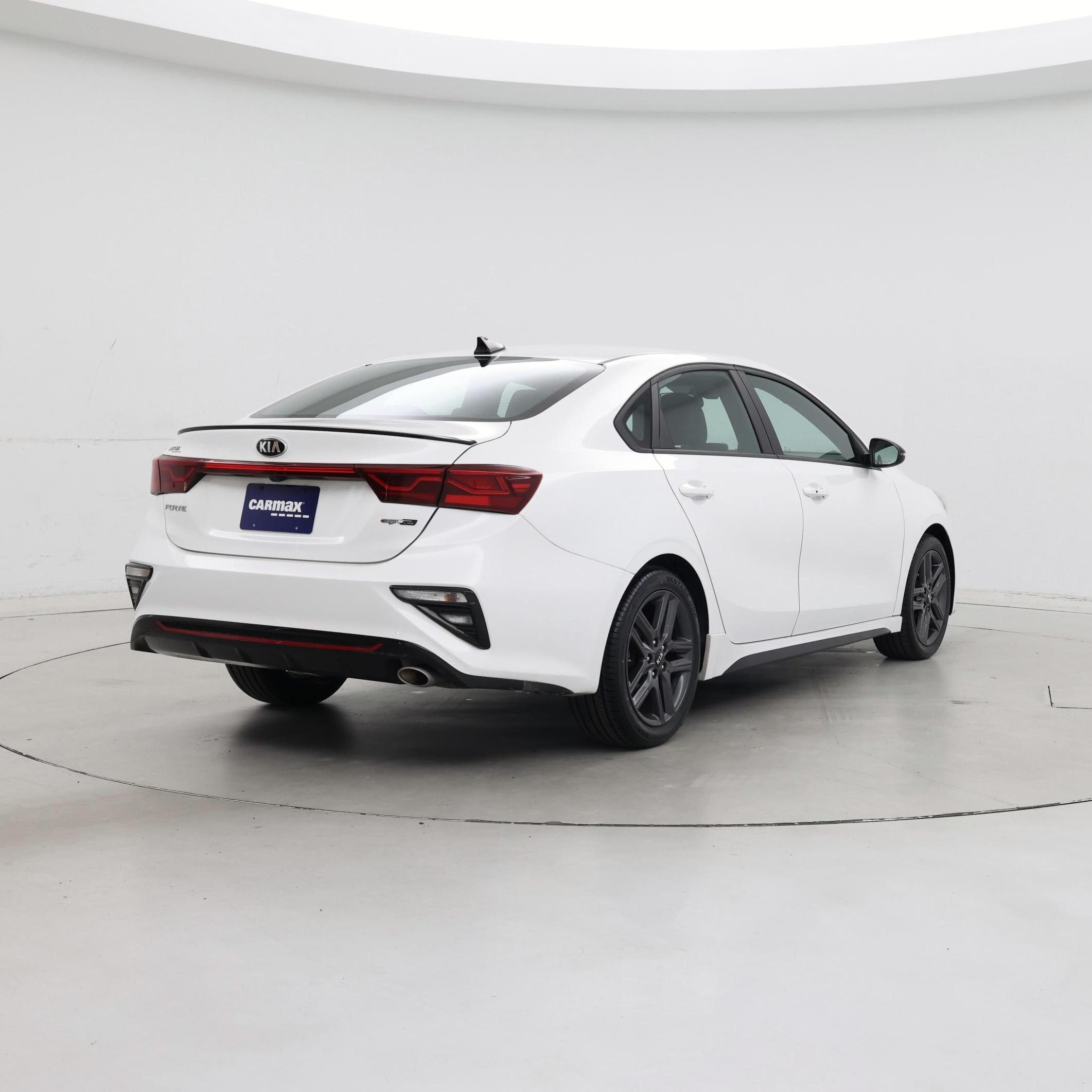Thumbnail: 2021 Kia Forte - 8