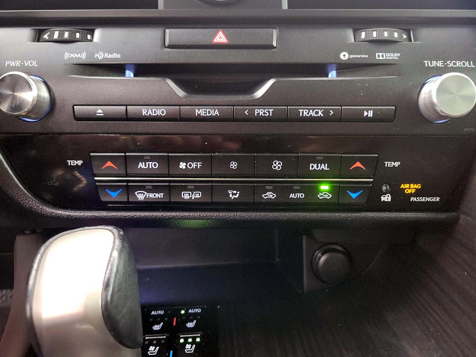 Thumbnail: 2019 Lexus RX - 17