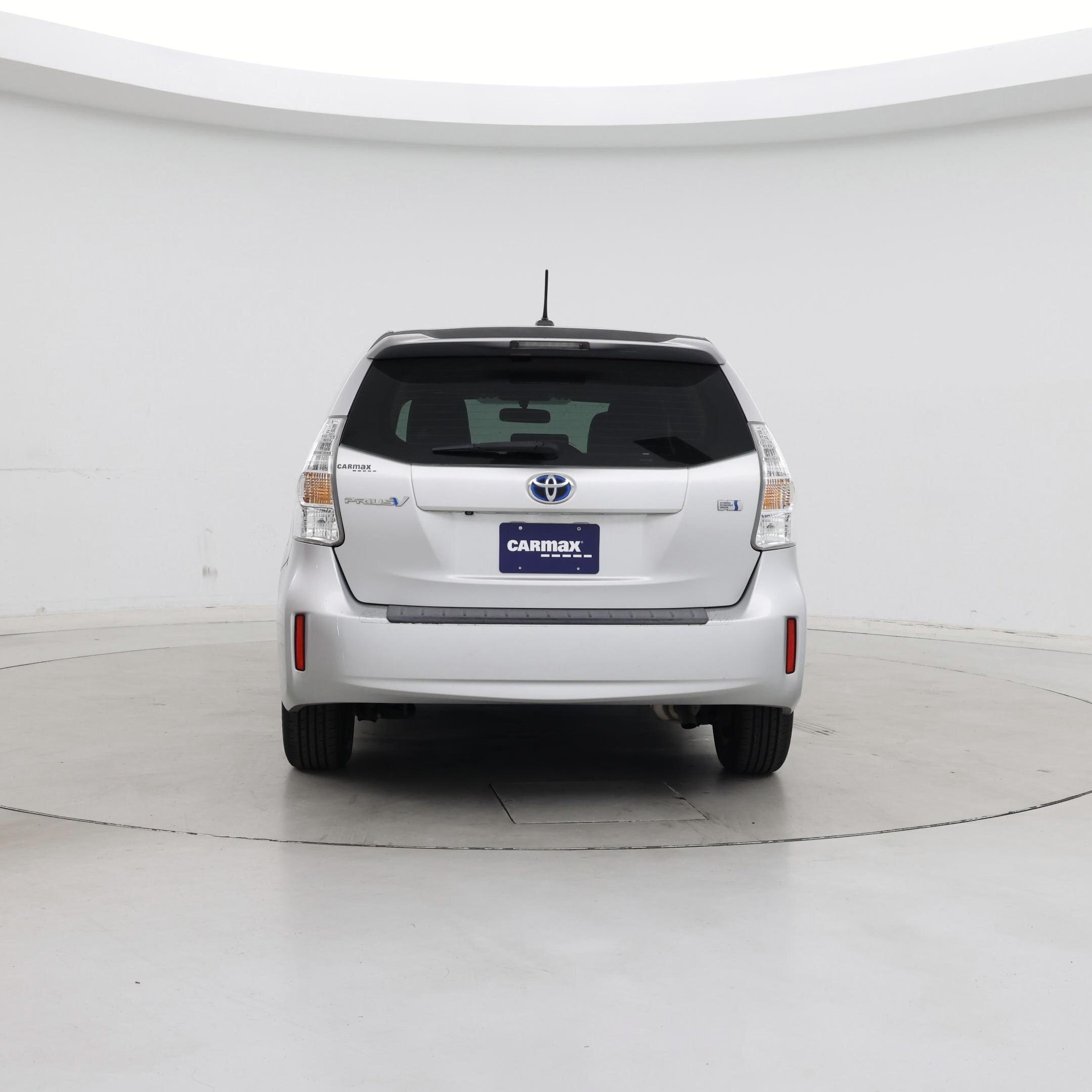 Thumbnail: 2014 Toyota Prius v - 6