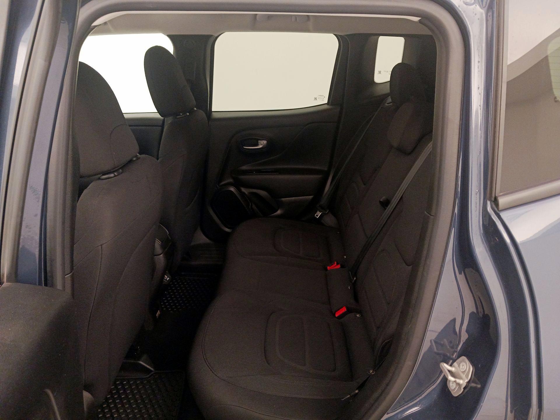 Thumbnail: 2022 Jeep Renegade - 20