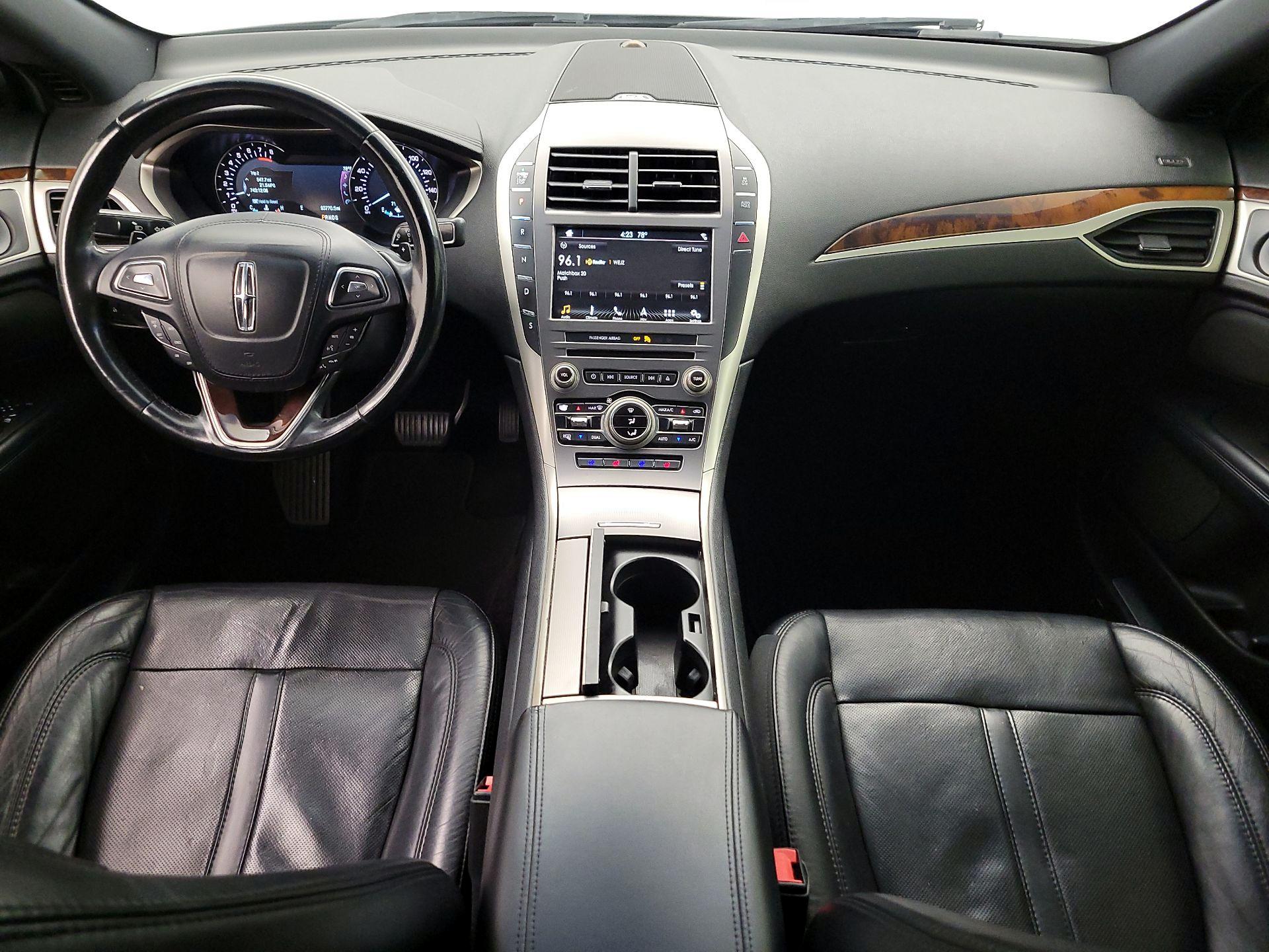 Thumbnail: 2017 Lincoln MKZ - 9