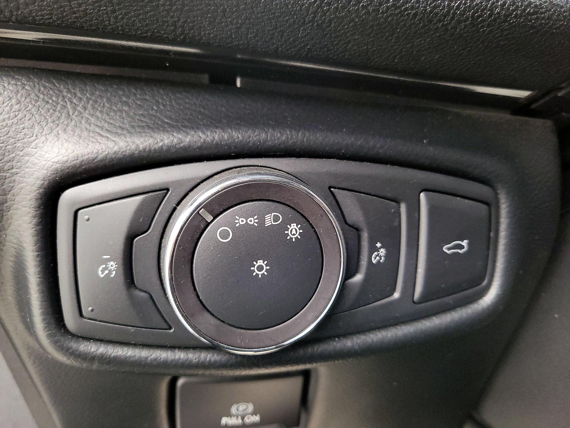 Thumbnail: 2017 Lincoln MKZ - 13
