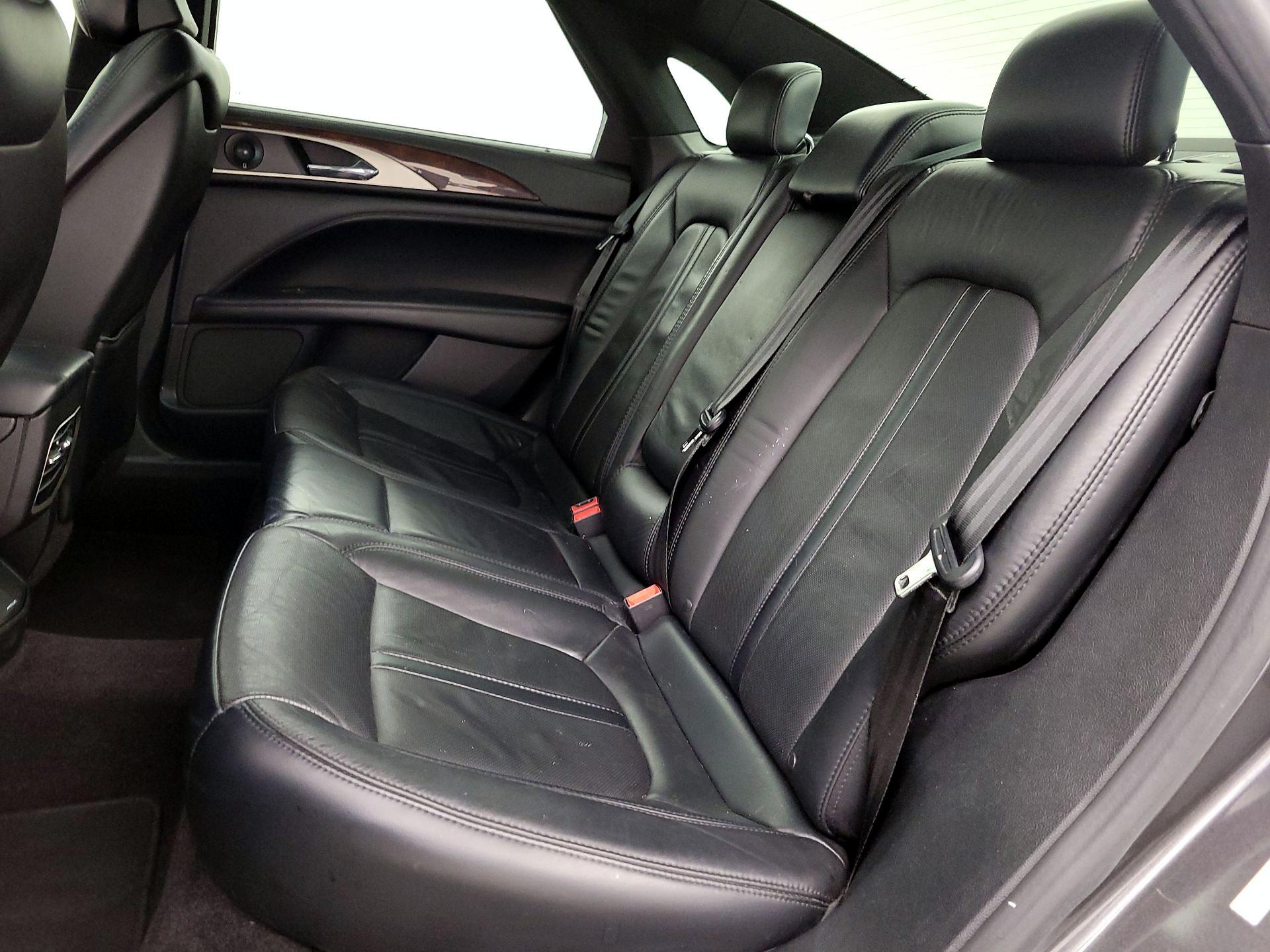 Thumbnail: 2017 Lincoln MKZ - 20