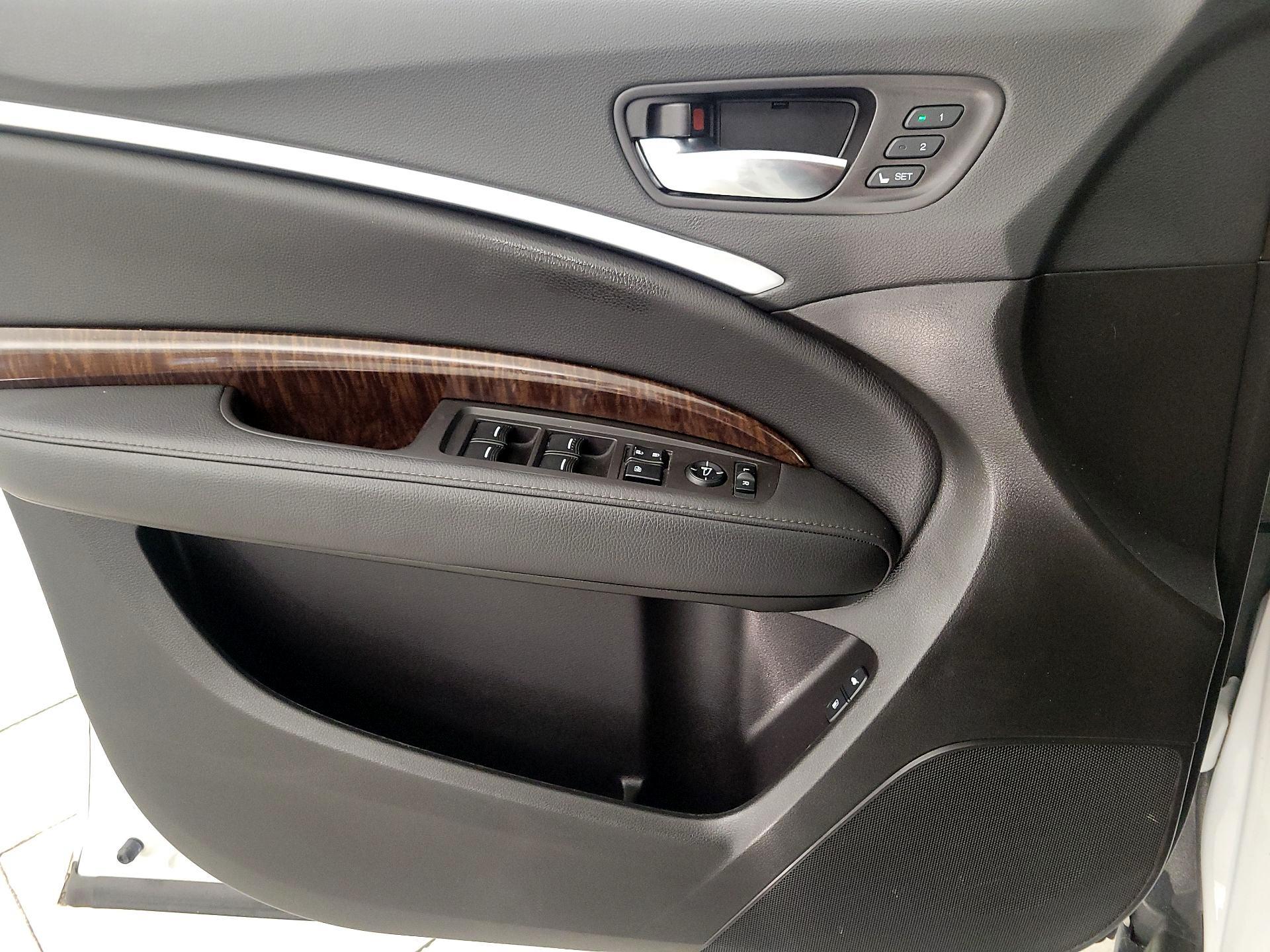 Thumbnail: 2020 Acura MDX - 12