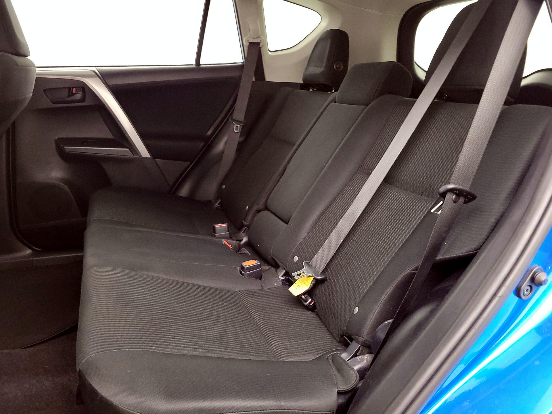 Thumbnail: 2017 Toyota RAV4 - 19