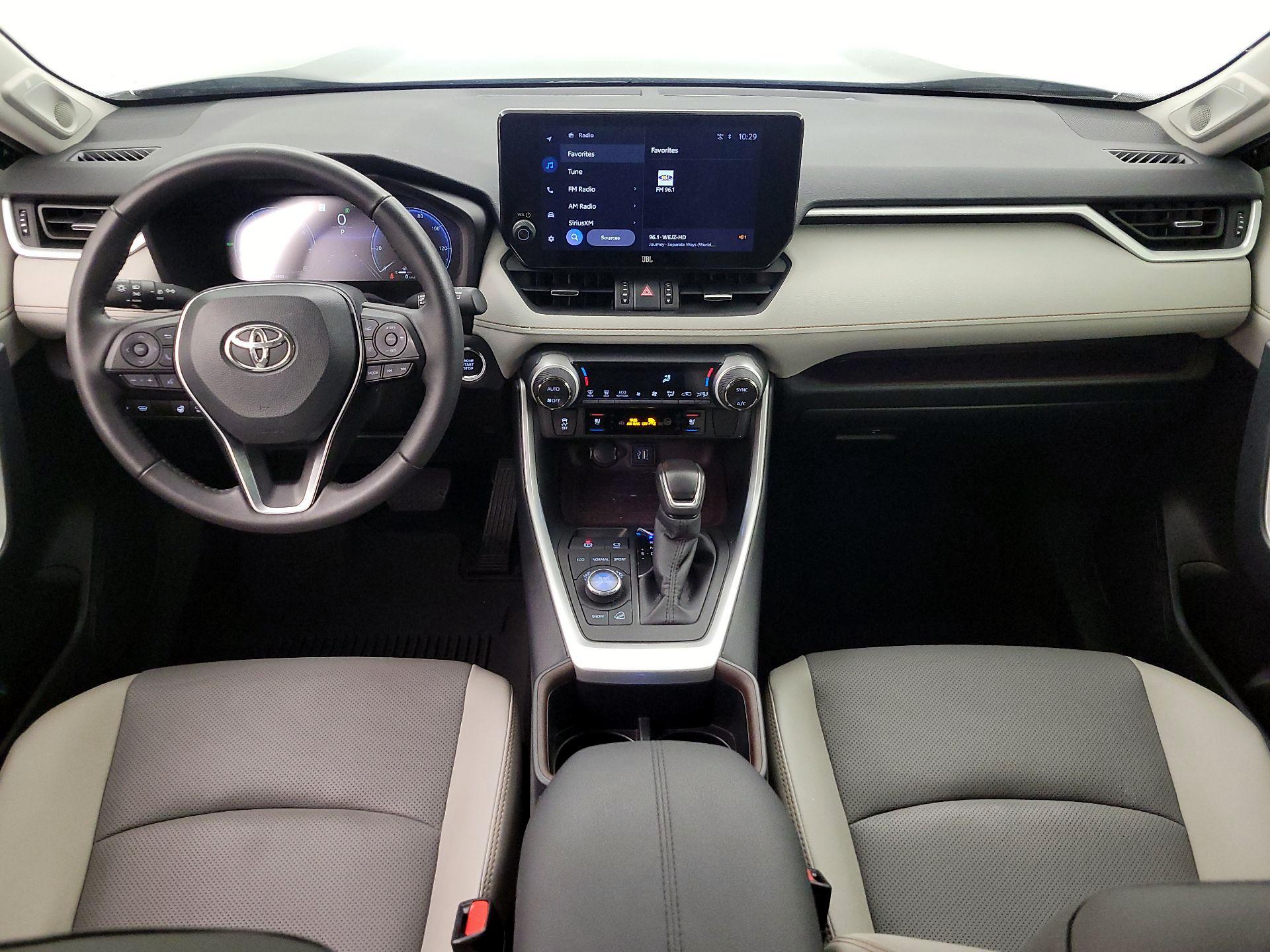 Thumbnail: 2025 Toyota RAV4 - 9