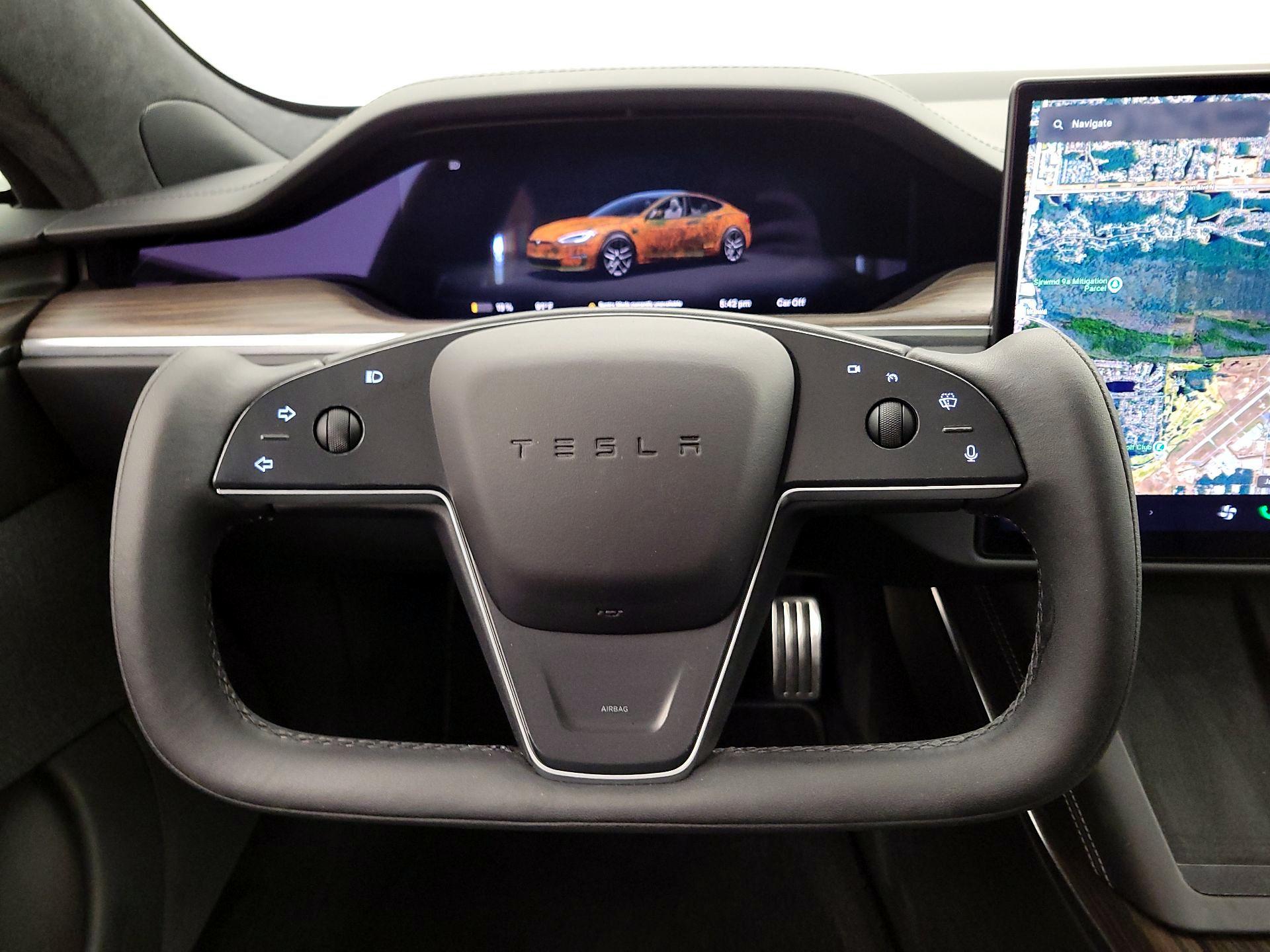 Thumbnail: 2022 Tesla Model S - 10