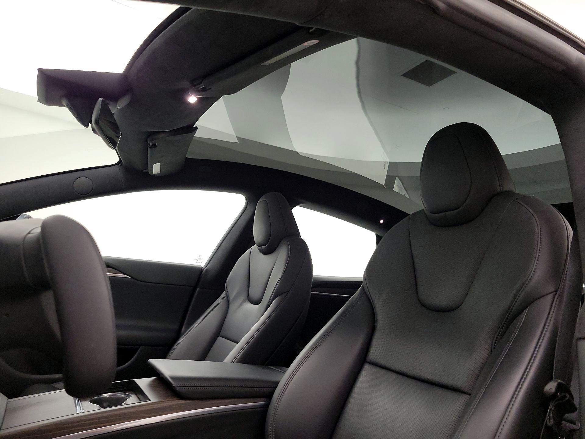 Thumbnail: 2022 Tesla Model S - 18