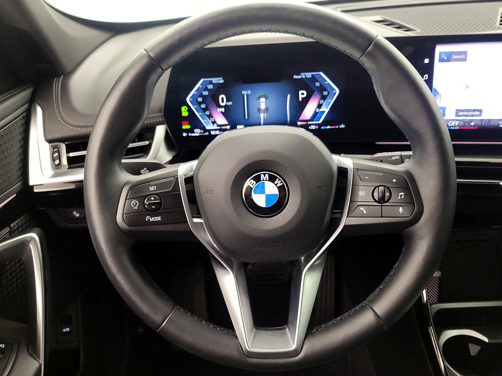 Thumbnail: 2023 BMW X1 - 10