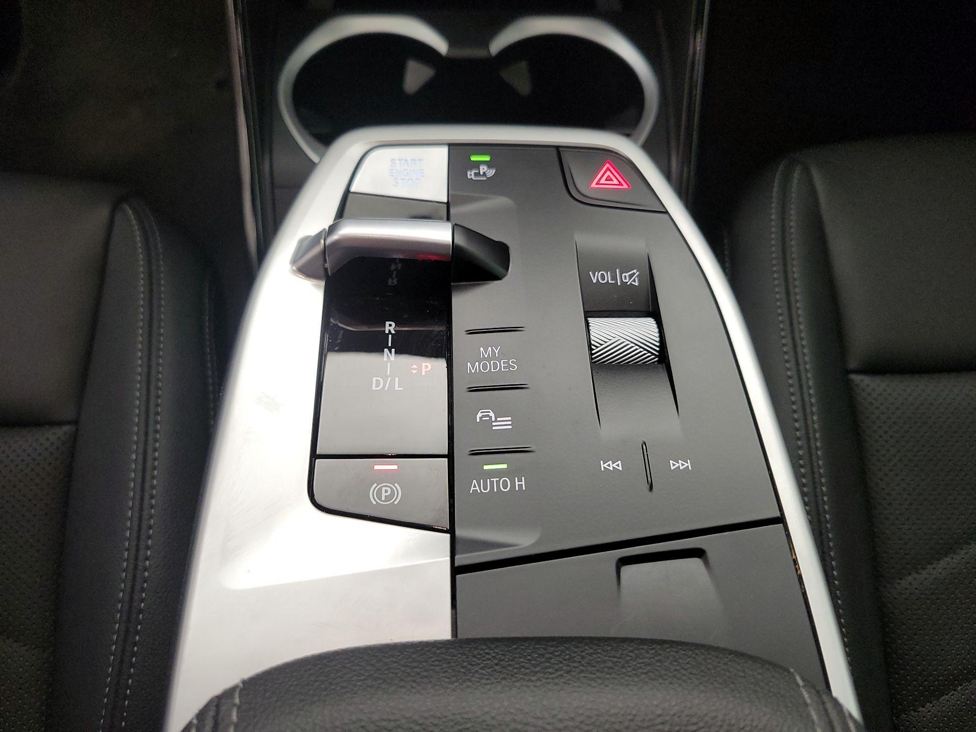 Thumbnail: 2023 BMW X1 - 18