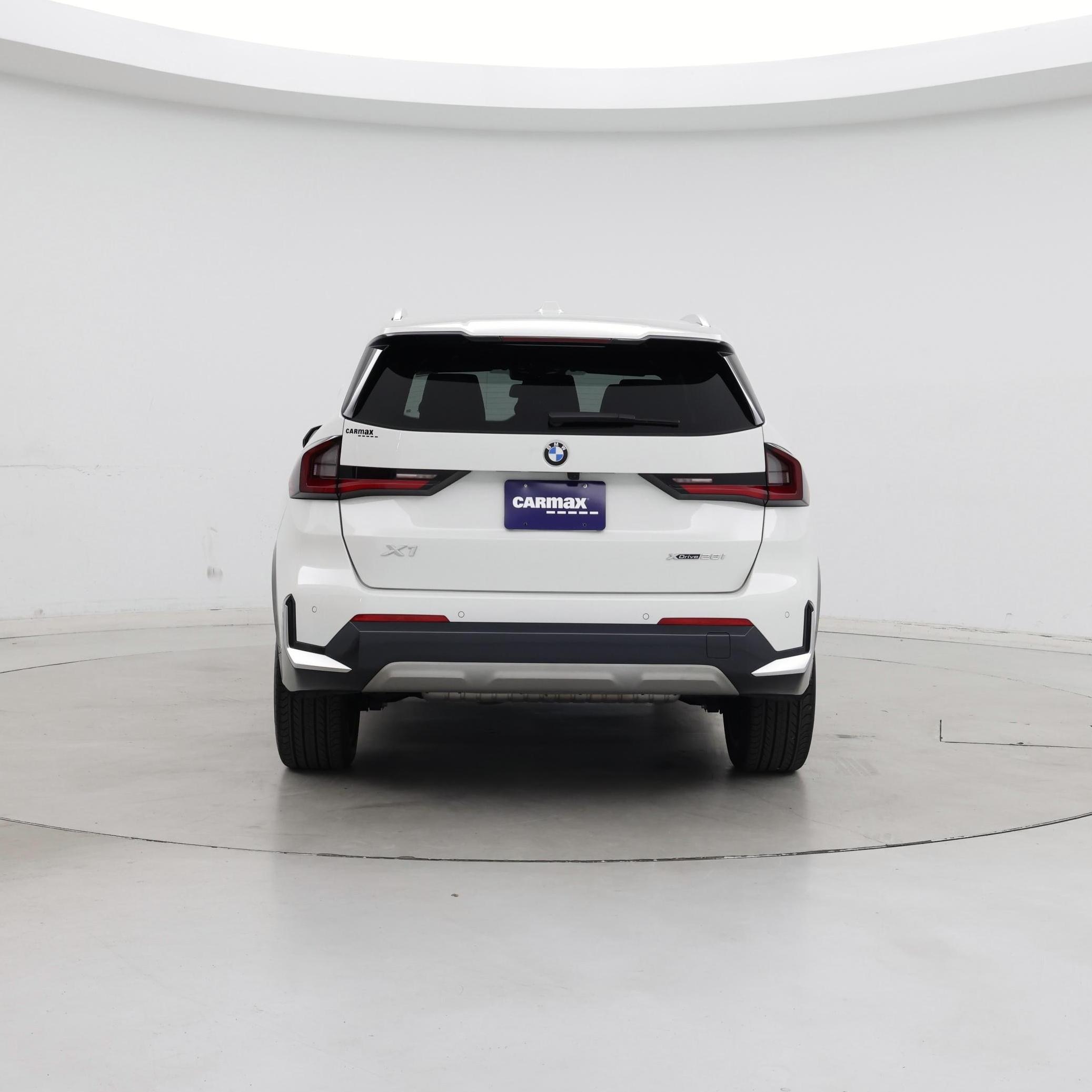 Thumbnail: 2023 BMW X1 - 6