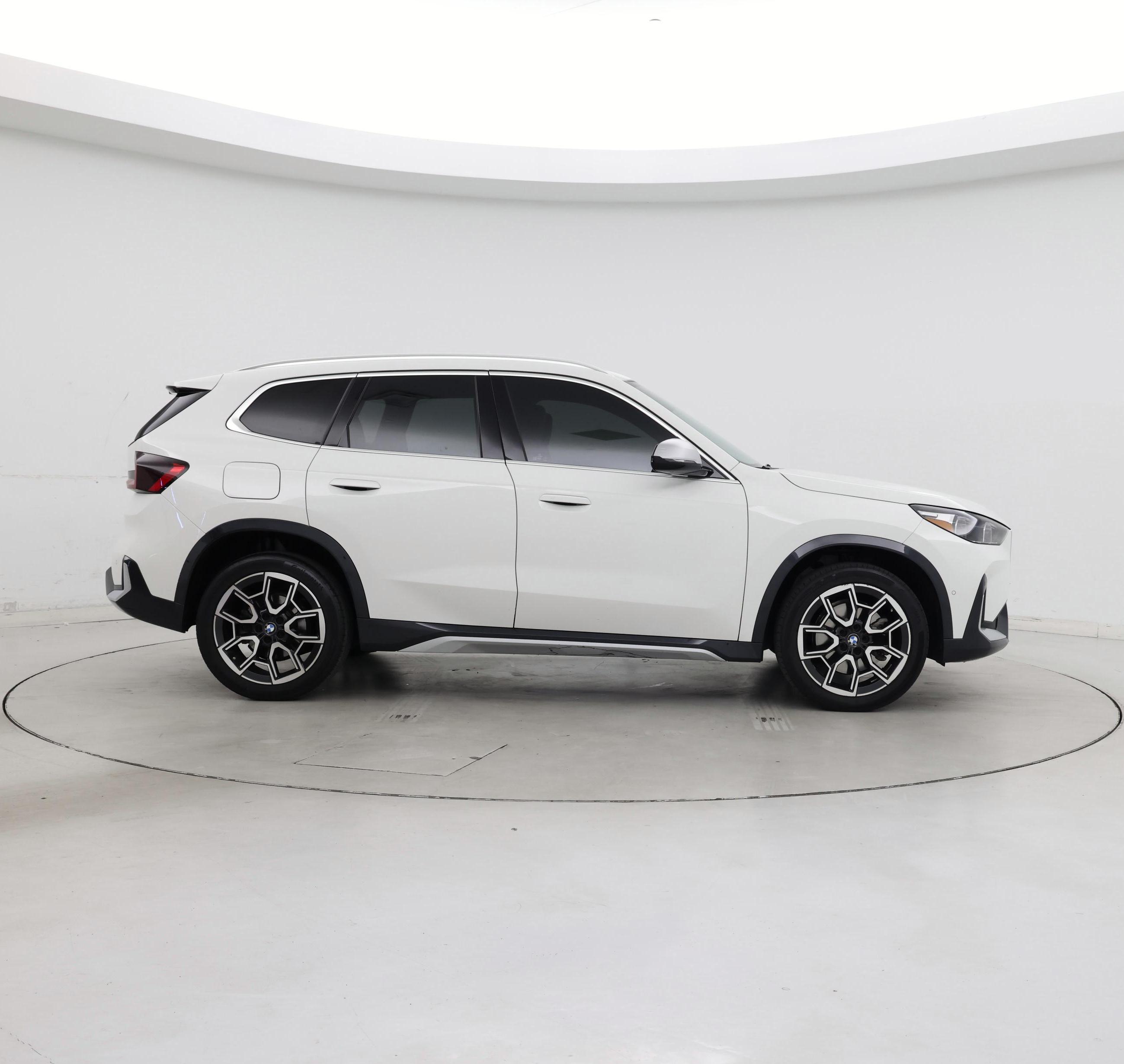 Thumbnail: 2023 BMW X1 - 7