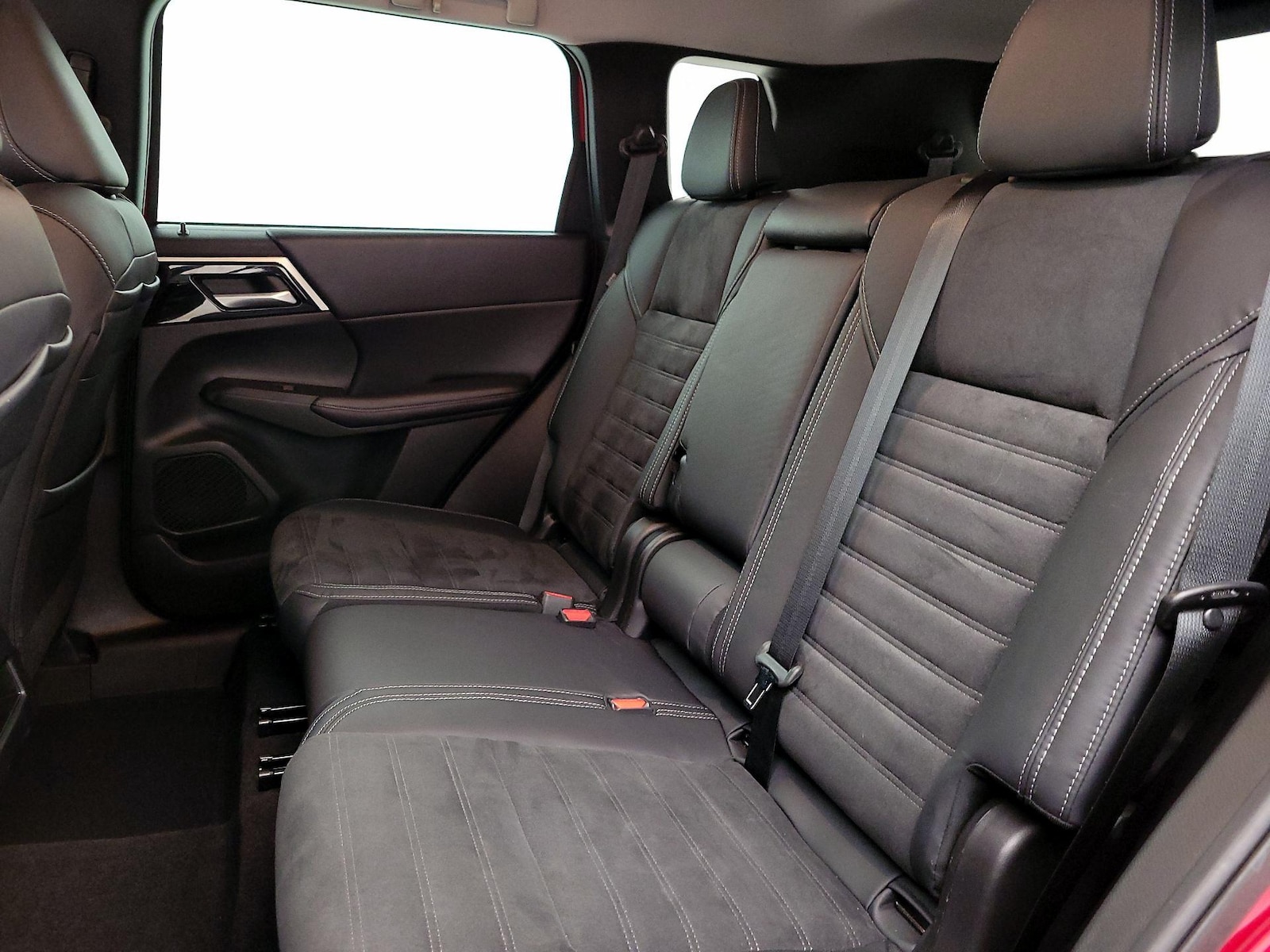 2023 Mitsubishi Outlander SE - Photo 21