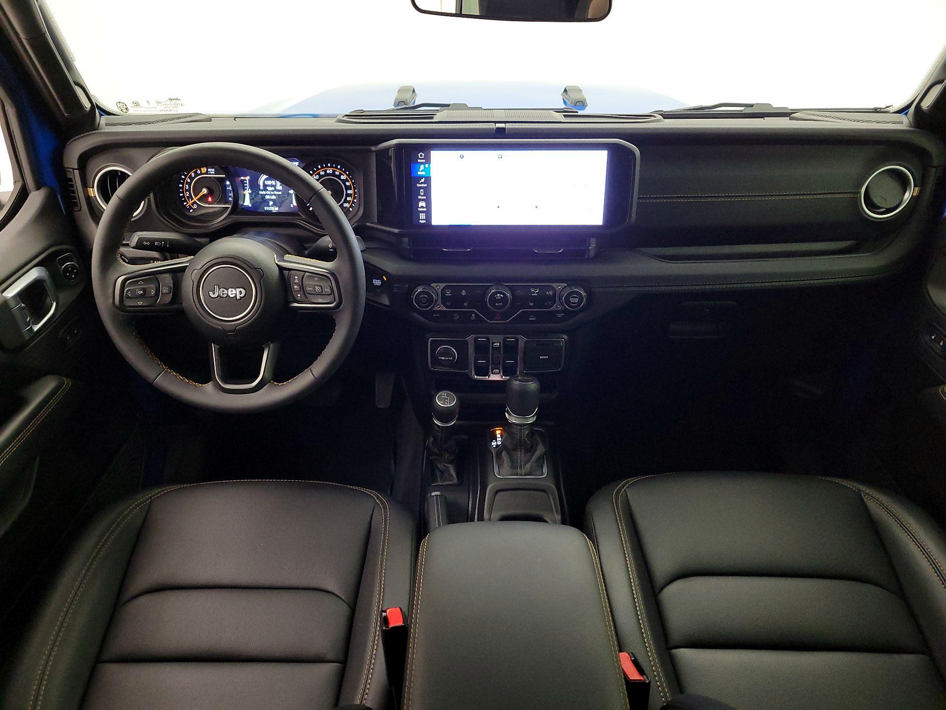 Thumbnail: 2025 Jeep Gladiator - 9
