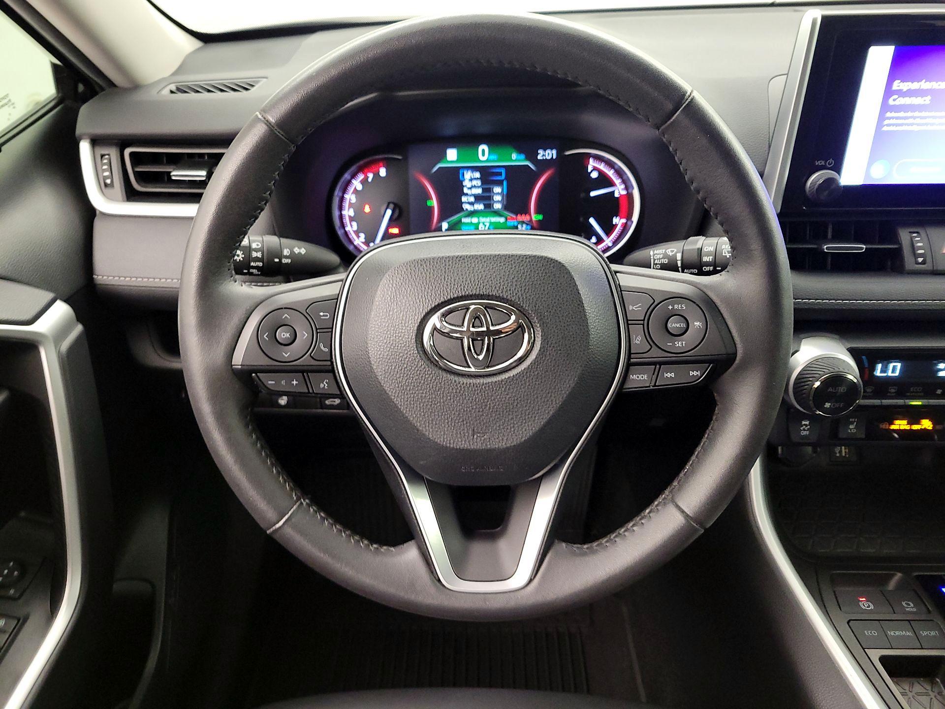 Thumbnail: 2023 Toyota RAV4 - 10