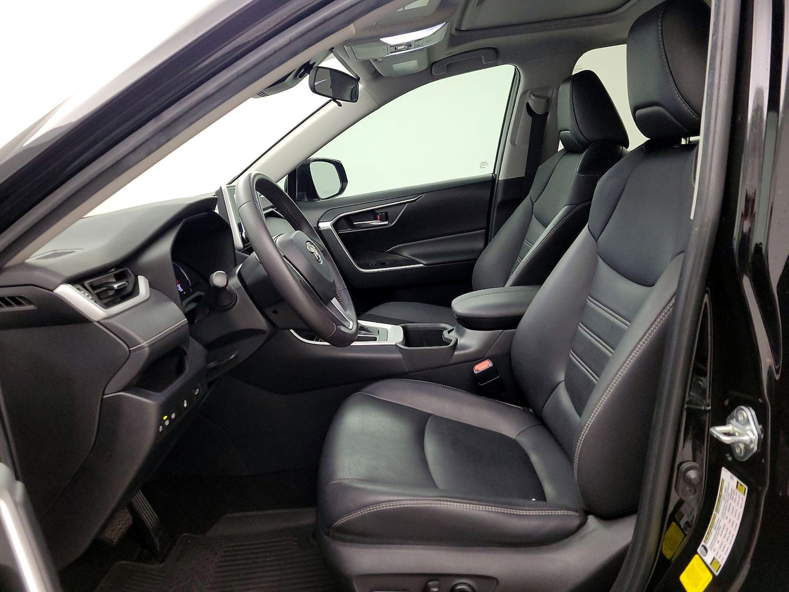 2023 Toyota RAV4 XLE Premium - Photo 12