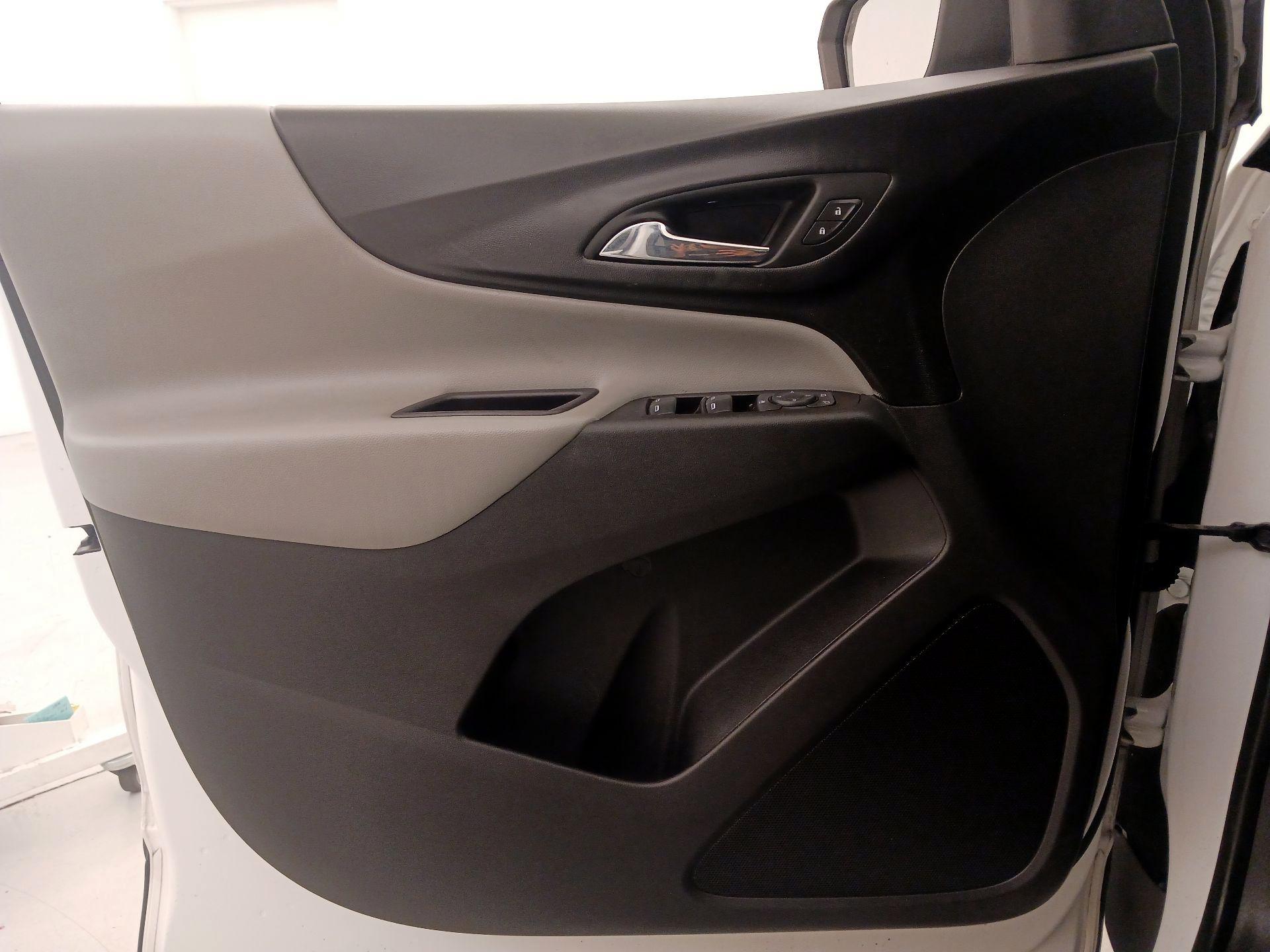 Thumbnail: 2020 Chevrolet Equinox - 12