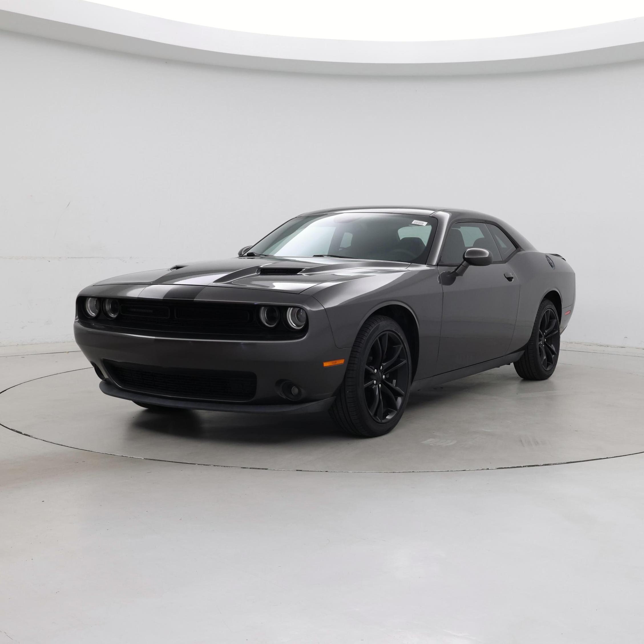 Thumbnail: 2016 Dodge Challenger - 4