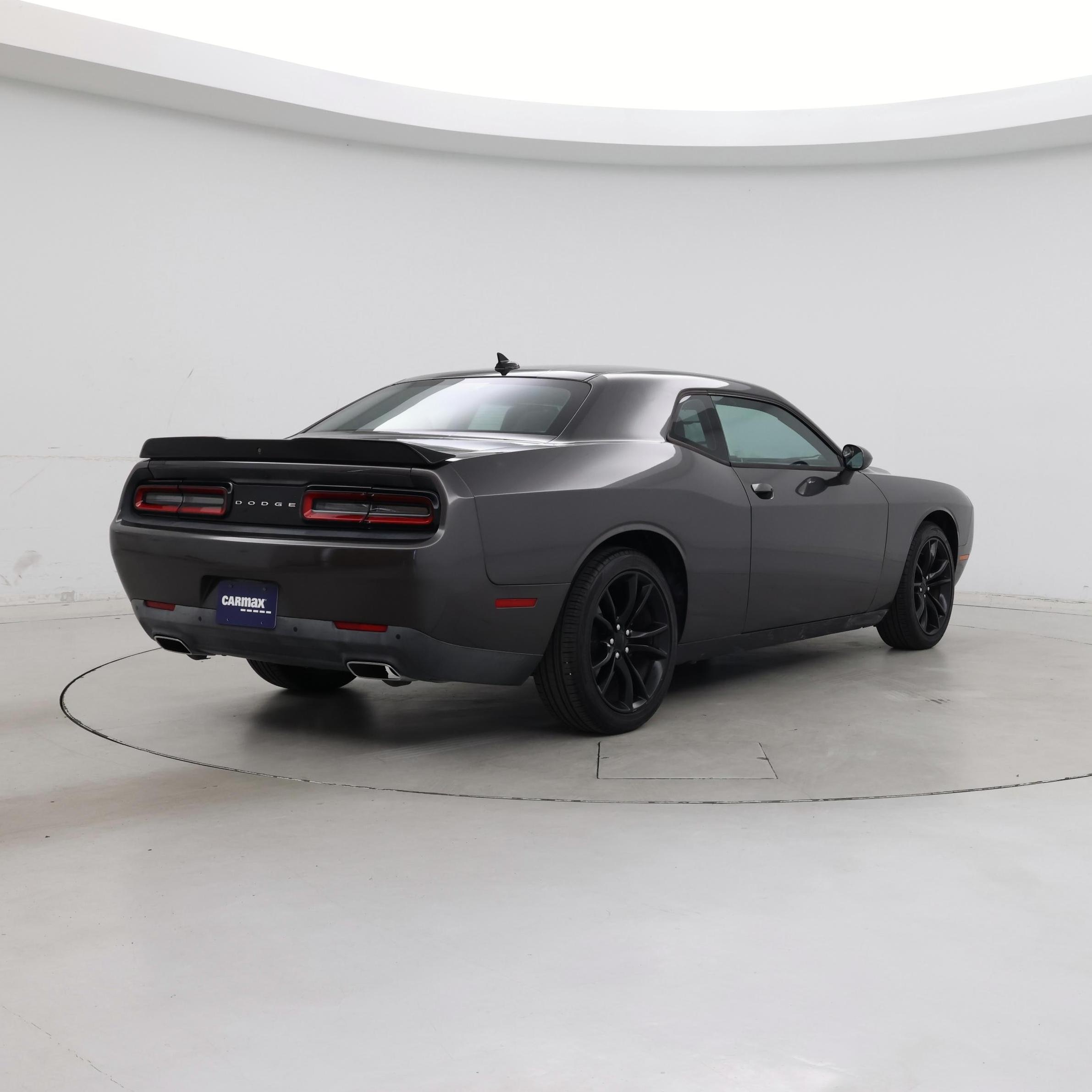 Thumbnail: 2016 Dodge Challenger - 8
