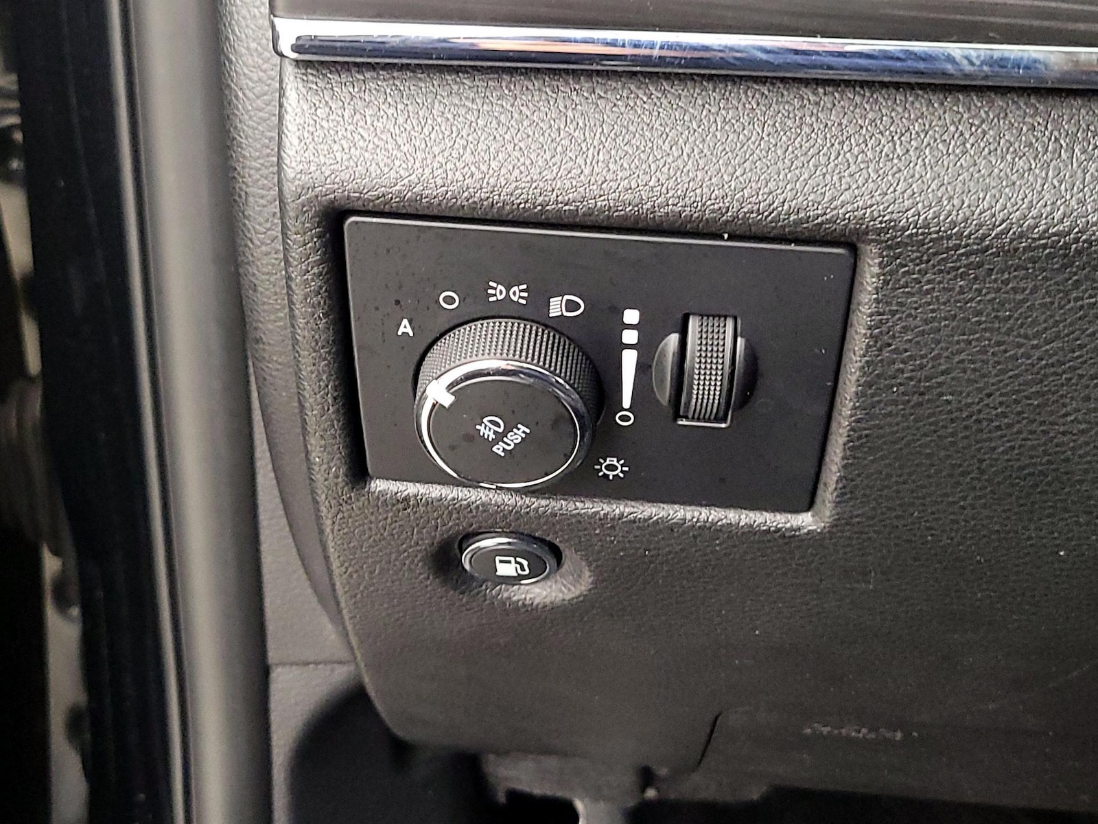 2021 Jeep Grand Cherokee Limited - Photo 14
