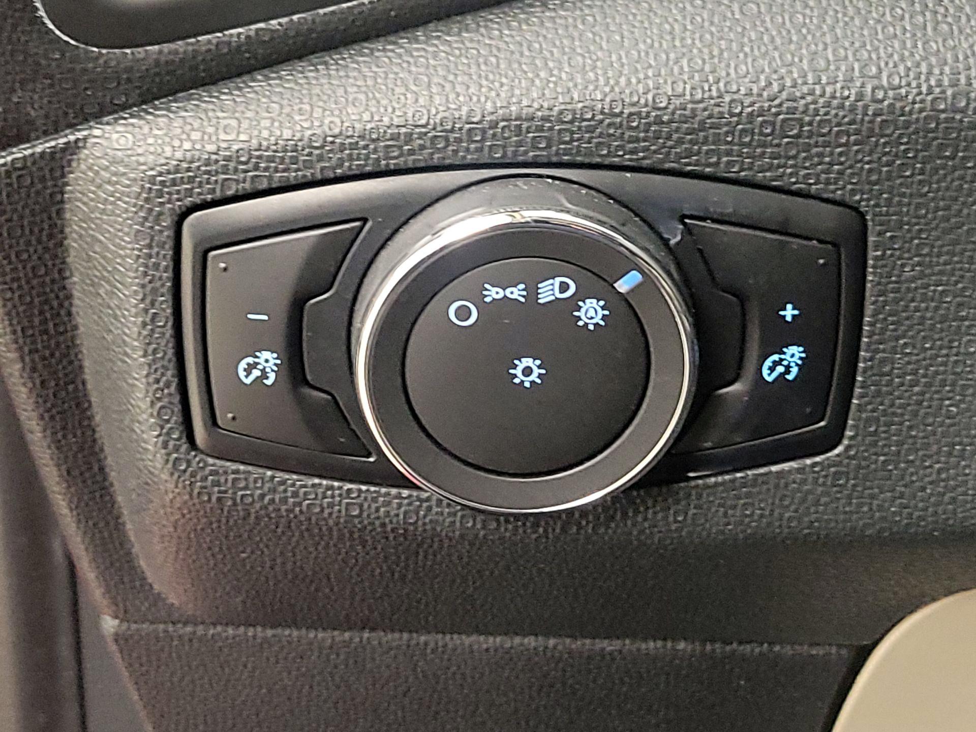 Thumbnail: 2021 Ford EcoSport - 13