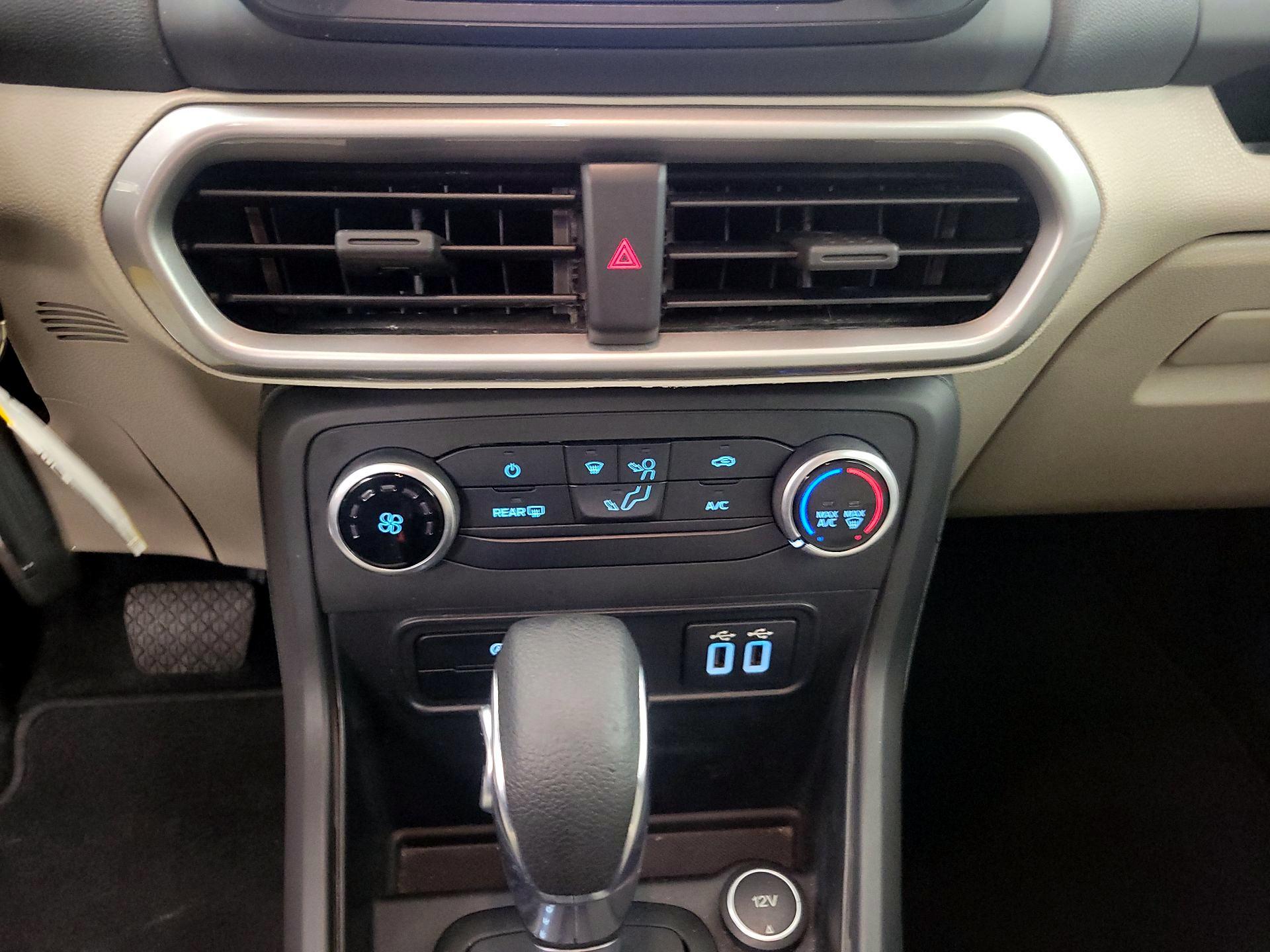 Thumbnail: 2021 Ford EcoSport - 16