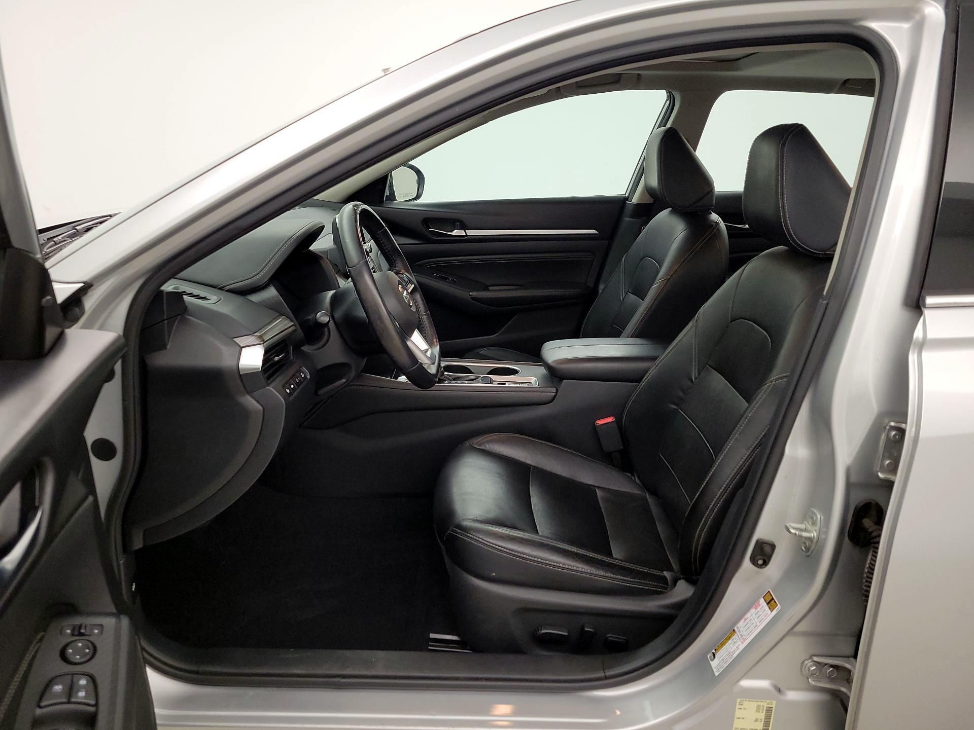 Thumbnail: 2019 Nissan Altima - 11
