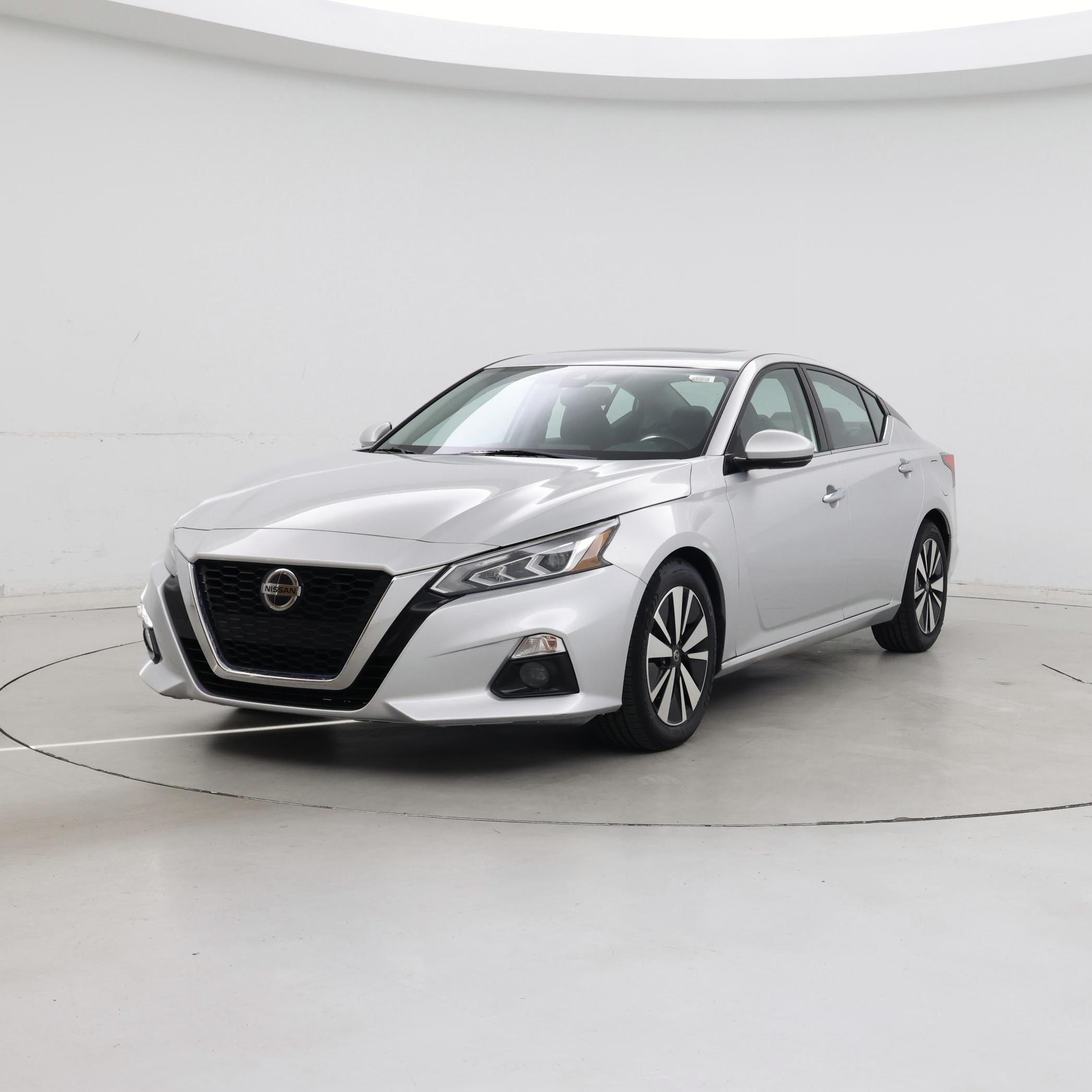 Thumbnail: 2019 Nissan Altima - 4