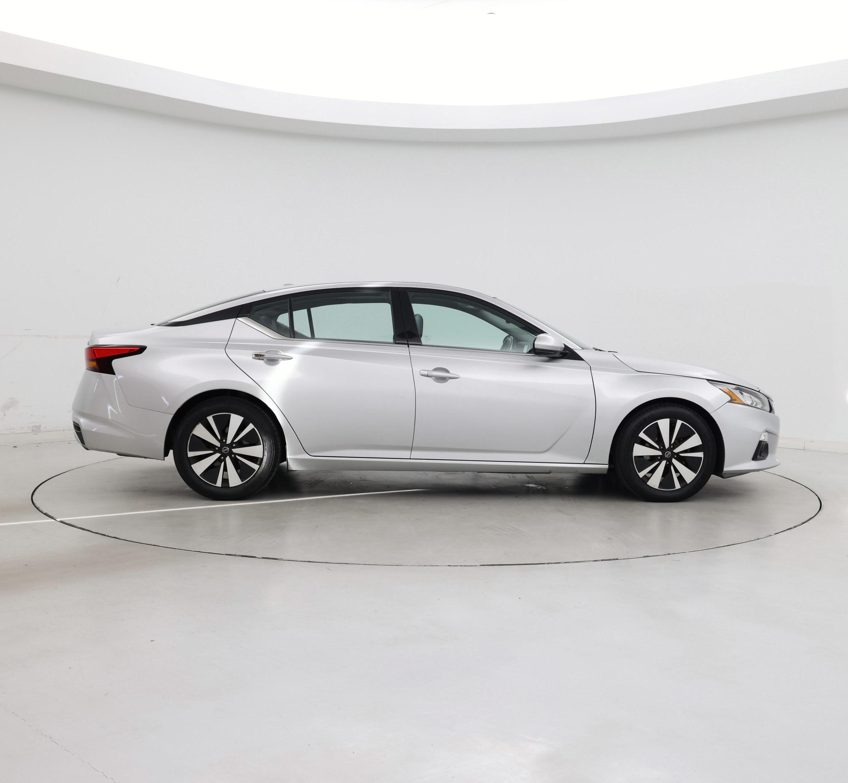 Thumbnail: 2019 Nissan Altima - 7