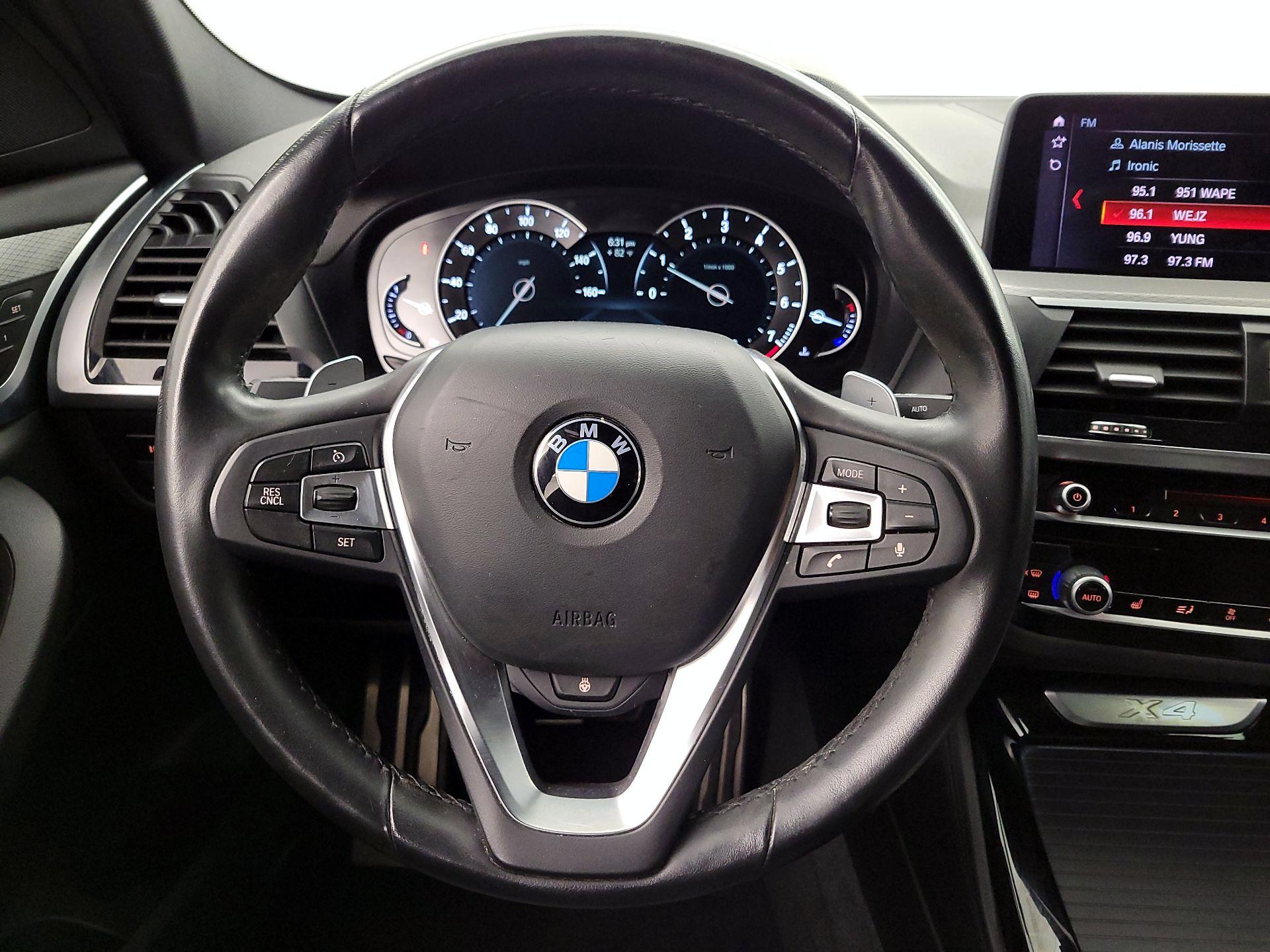 Thumbnail: 2019 BMW X4 - 10